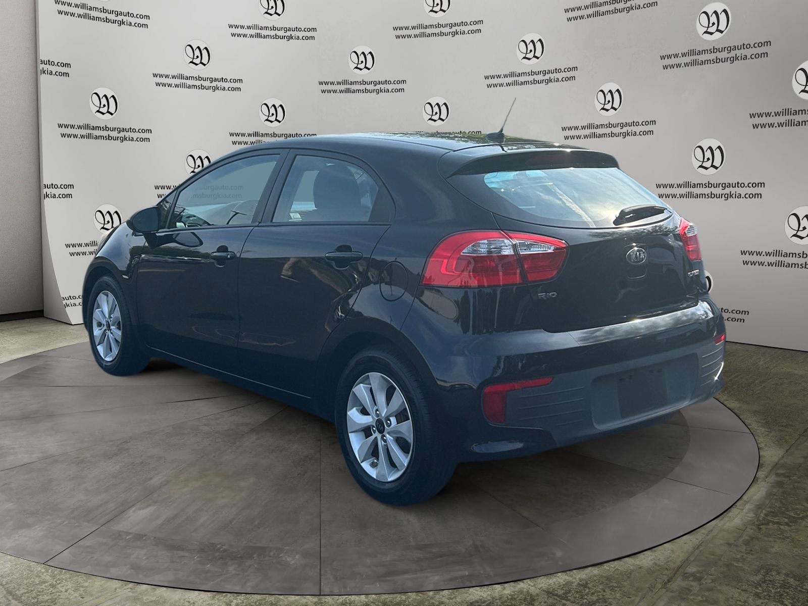 Pre-Owned 2016 Kia Rio EX - photo - 2