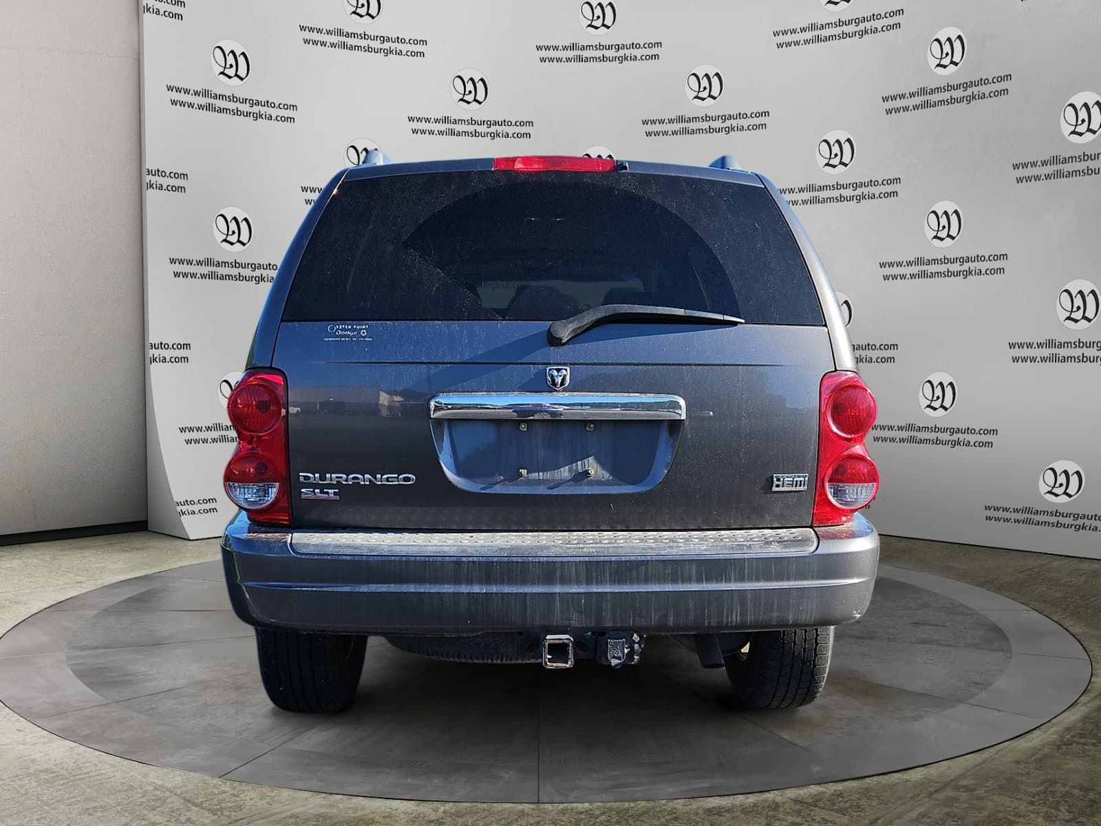 Pre-Owned 2004 Dodge Durango SLT - photo - 3