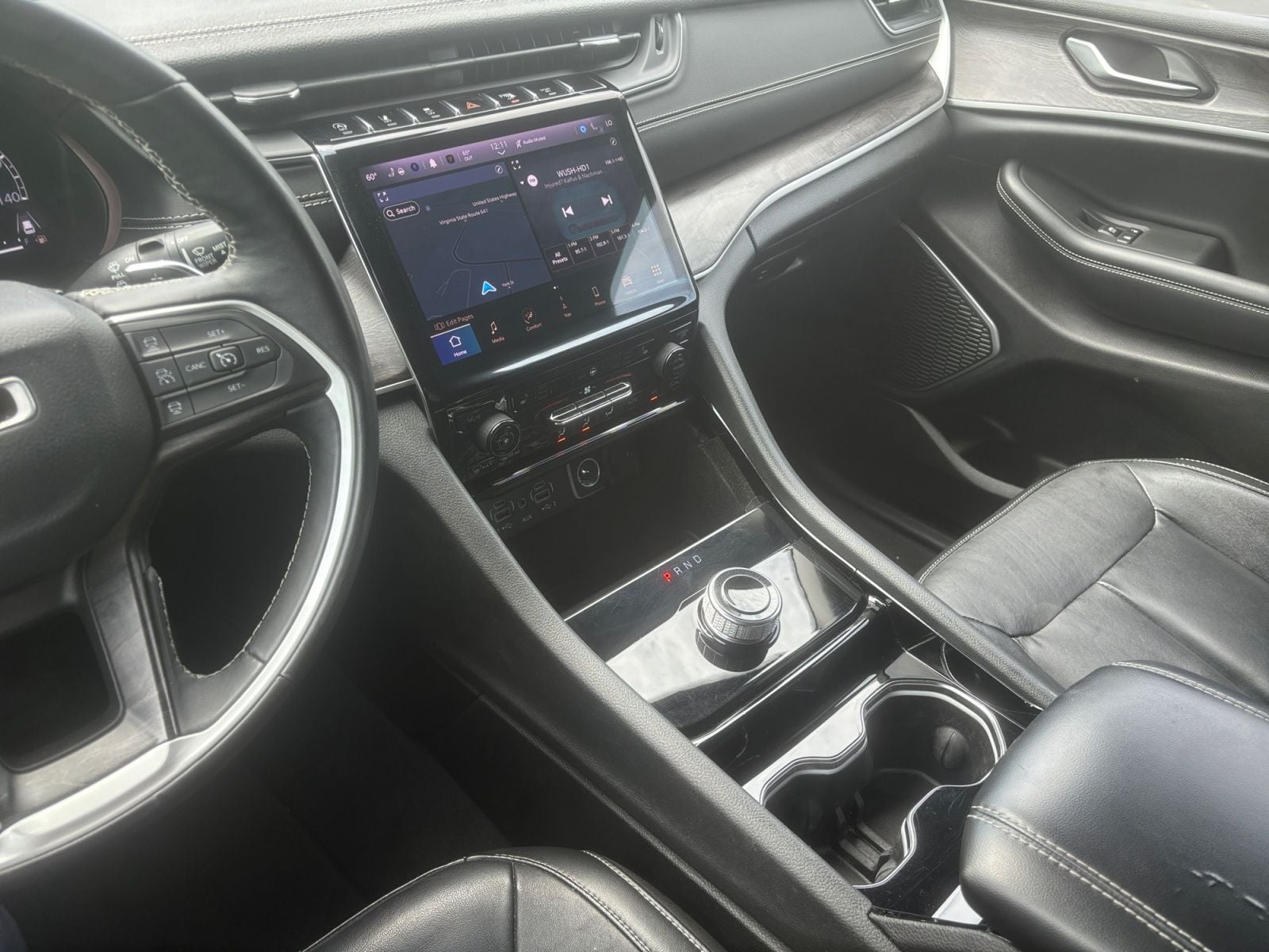 Pre-Owned 2022 Jeep Grand Cherokee L Limited - photo - 27