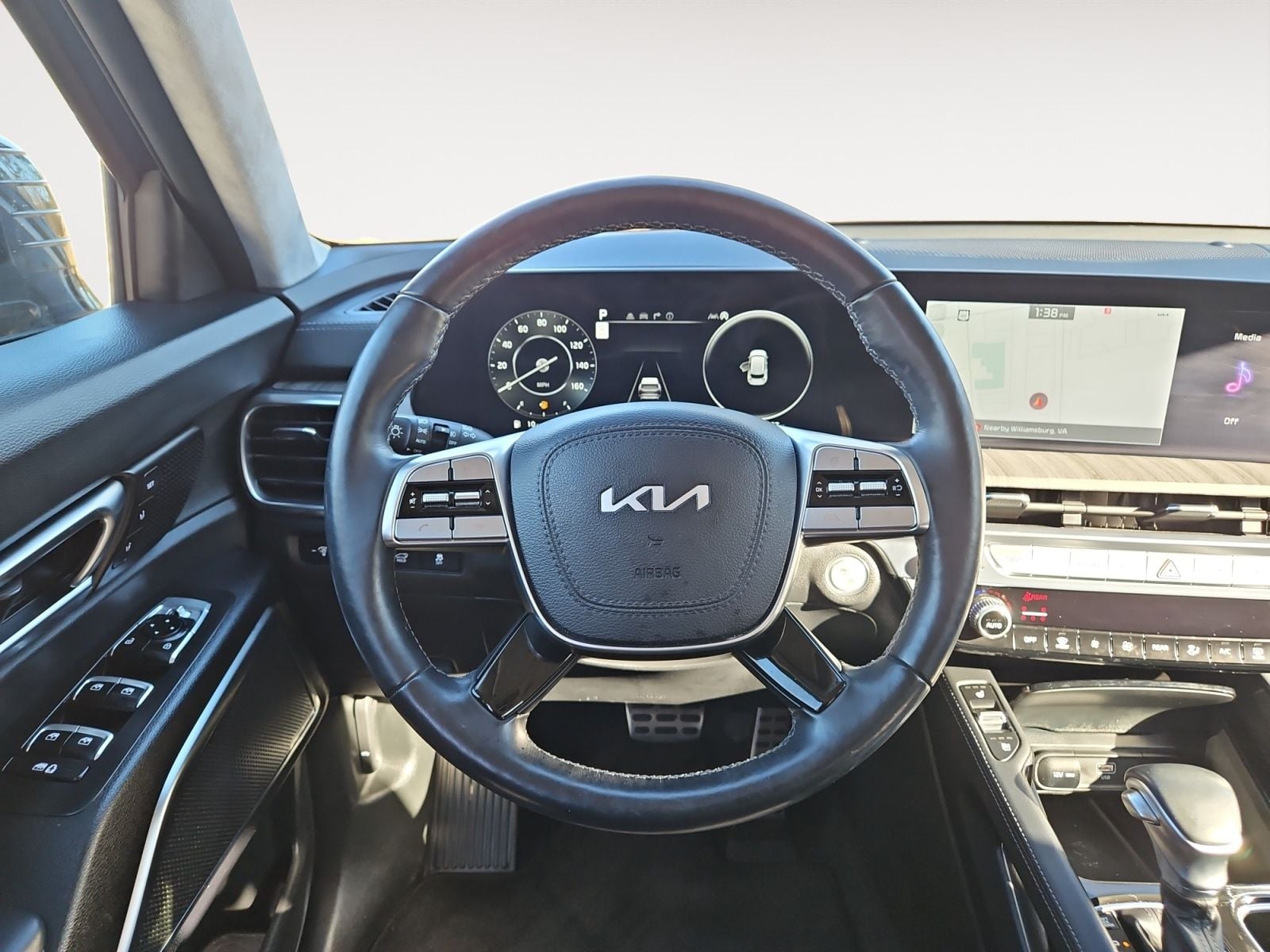 Pre-Owned 2024 Kia Telluride SX-Prestige - photo - 11