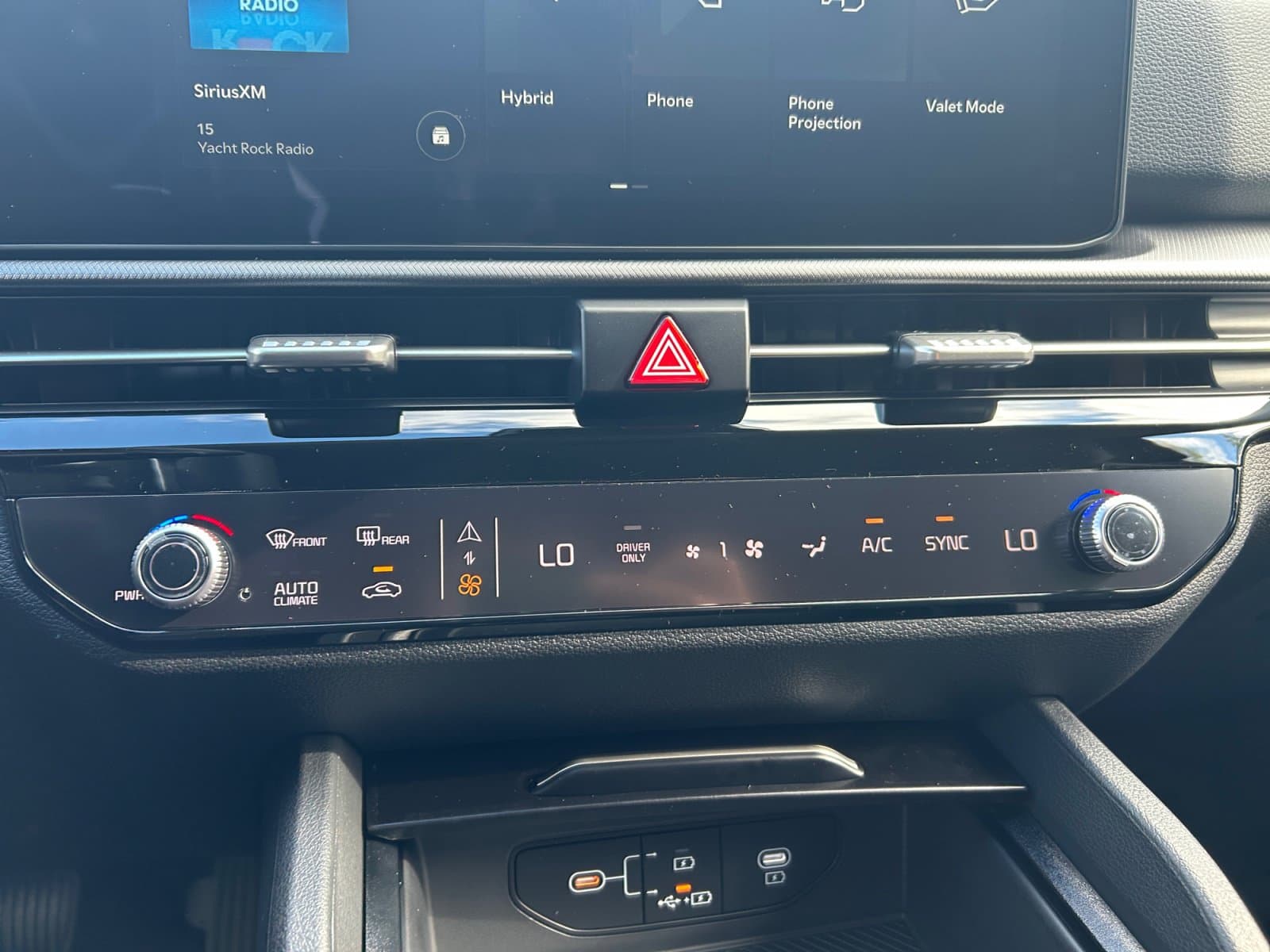 New 2027 Kia Sportage Hybrid S - photo - 26
