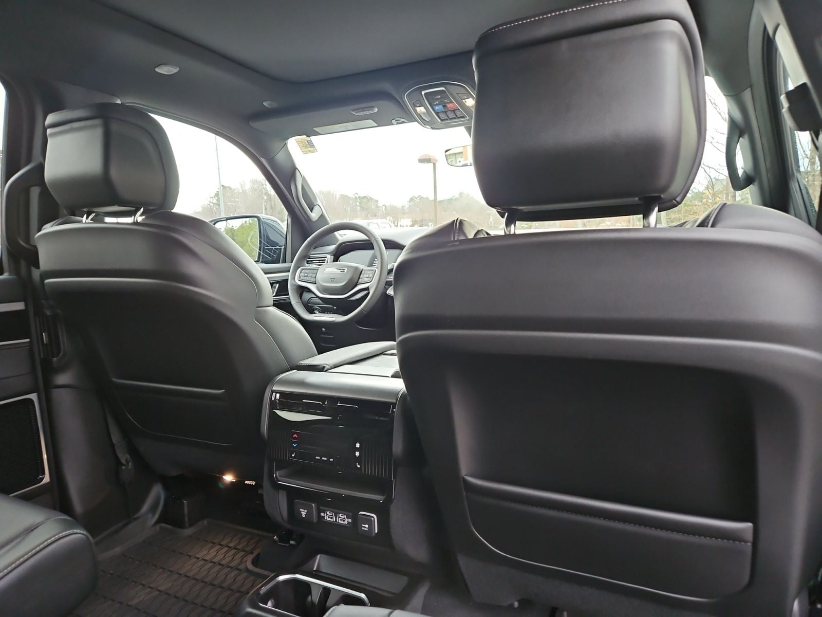 New 2026 Jeep Grand Wagoneer Limited Reserve - photo - 17