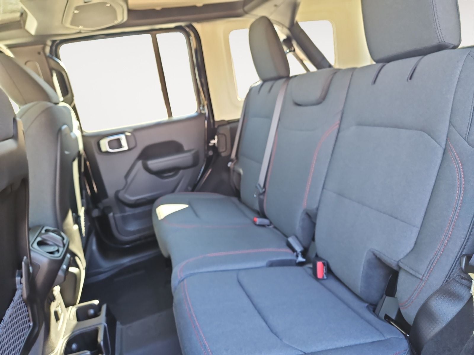New 2026 Jeep Wrangler Rubicon - photo - 12