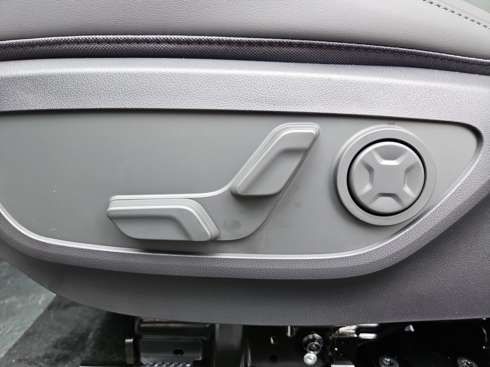 New 2027 Kia Seltos EX - photo - 20