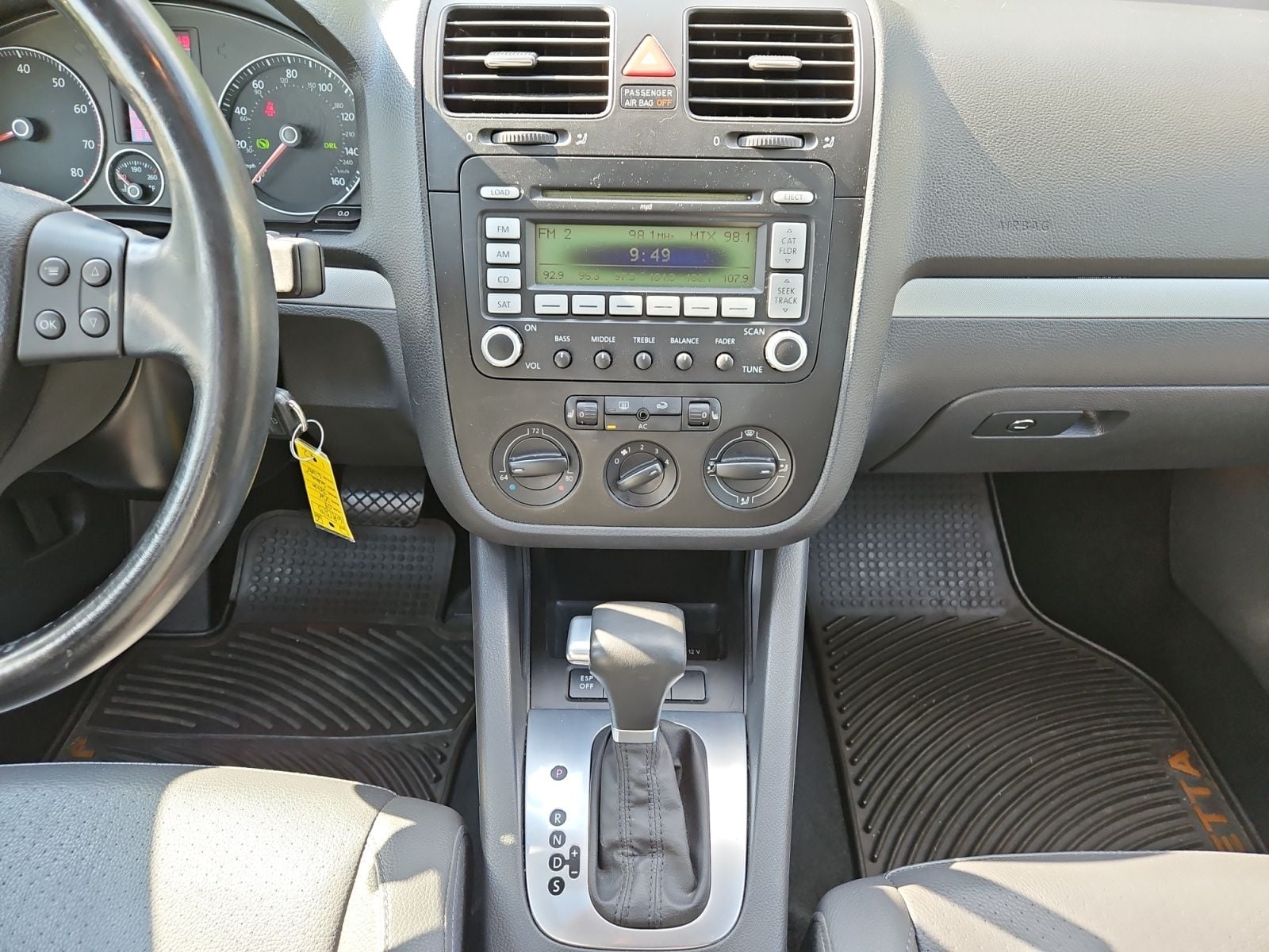 Pre-Owned 2008 Volkswagen Jetta - photo - 10