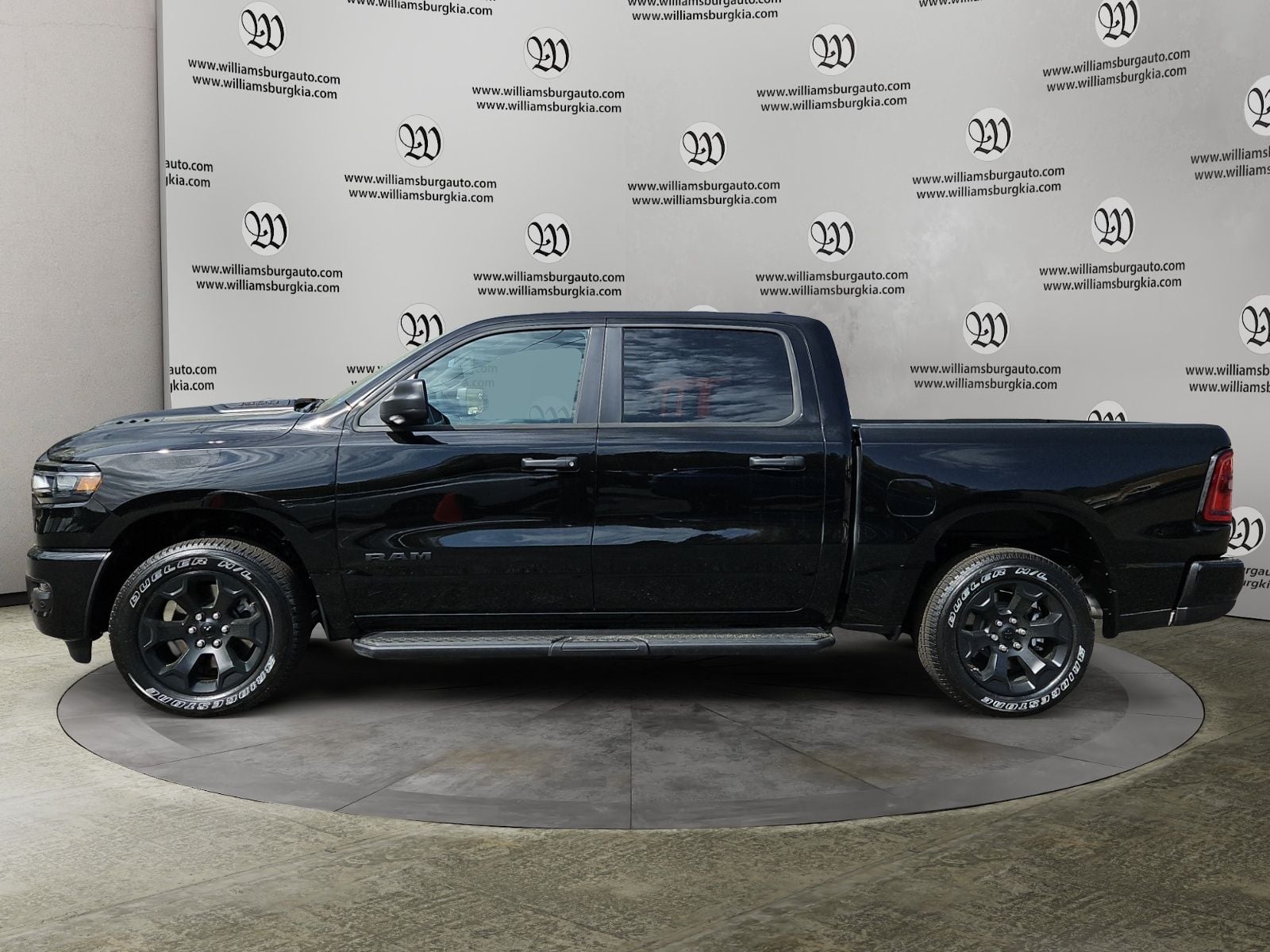 New 2026 Ram 1500 Express - photo - 1