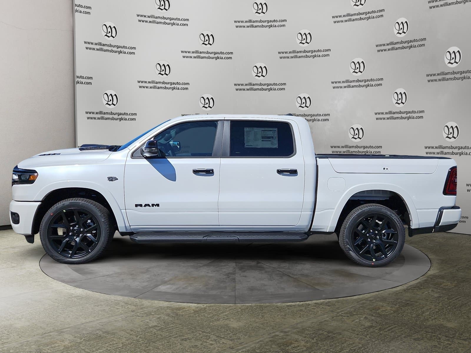New 2027 Ram 1500 Laramie - photo - 1
