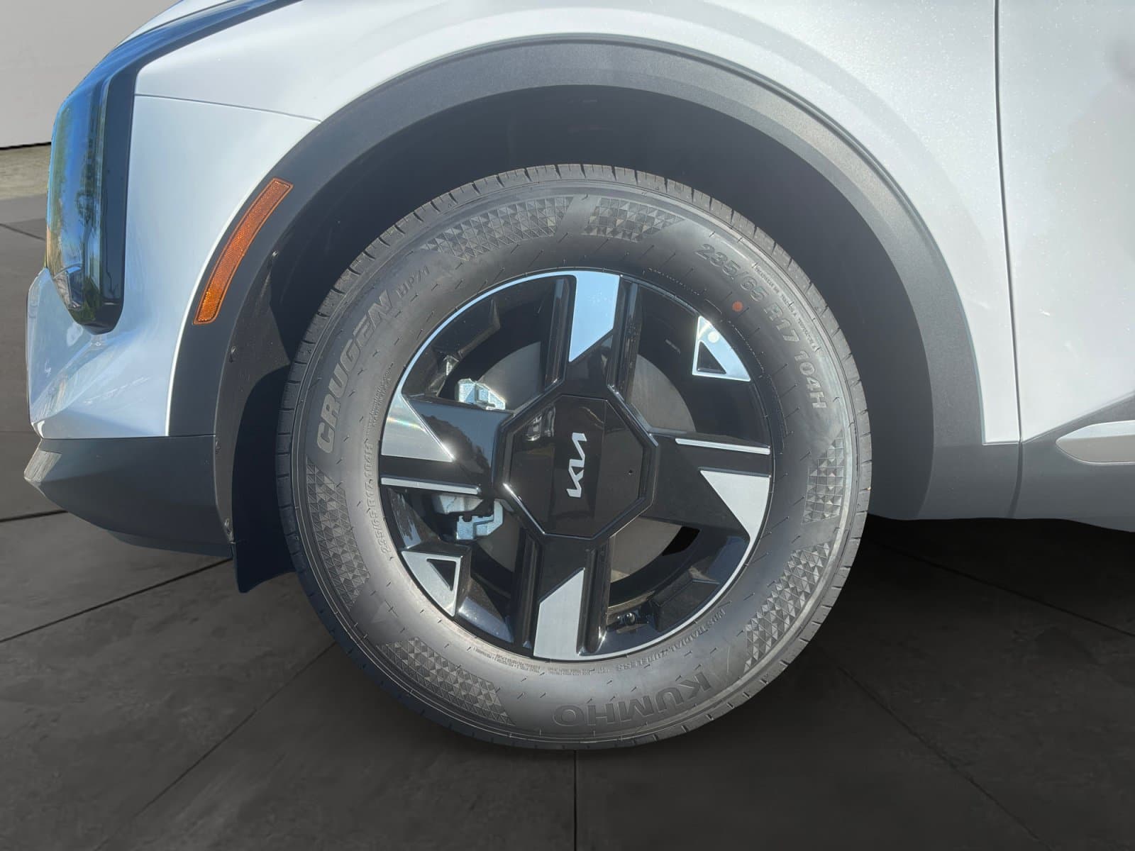 New 2026 Kia Sportage LX - photo - 13