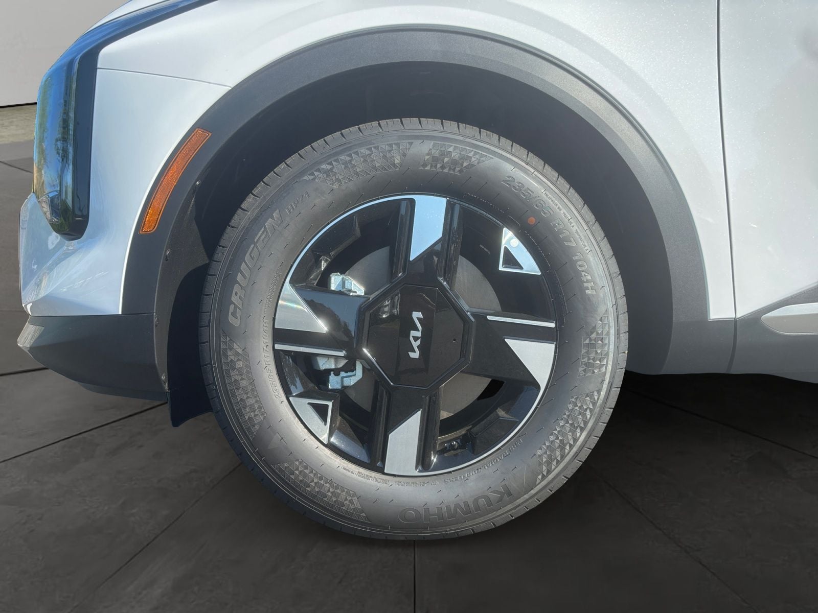 New 2026 Kia Sportage LX - photo - 13