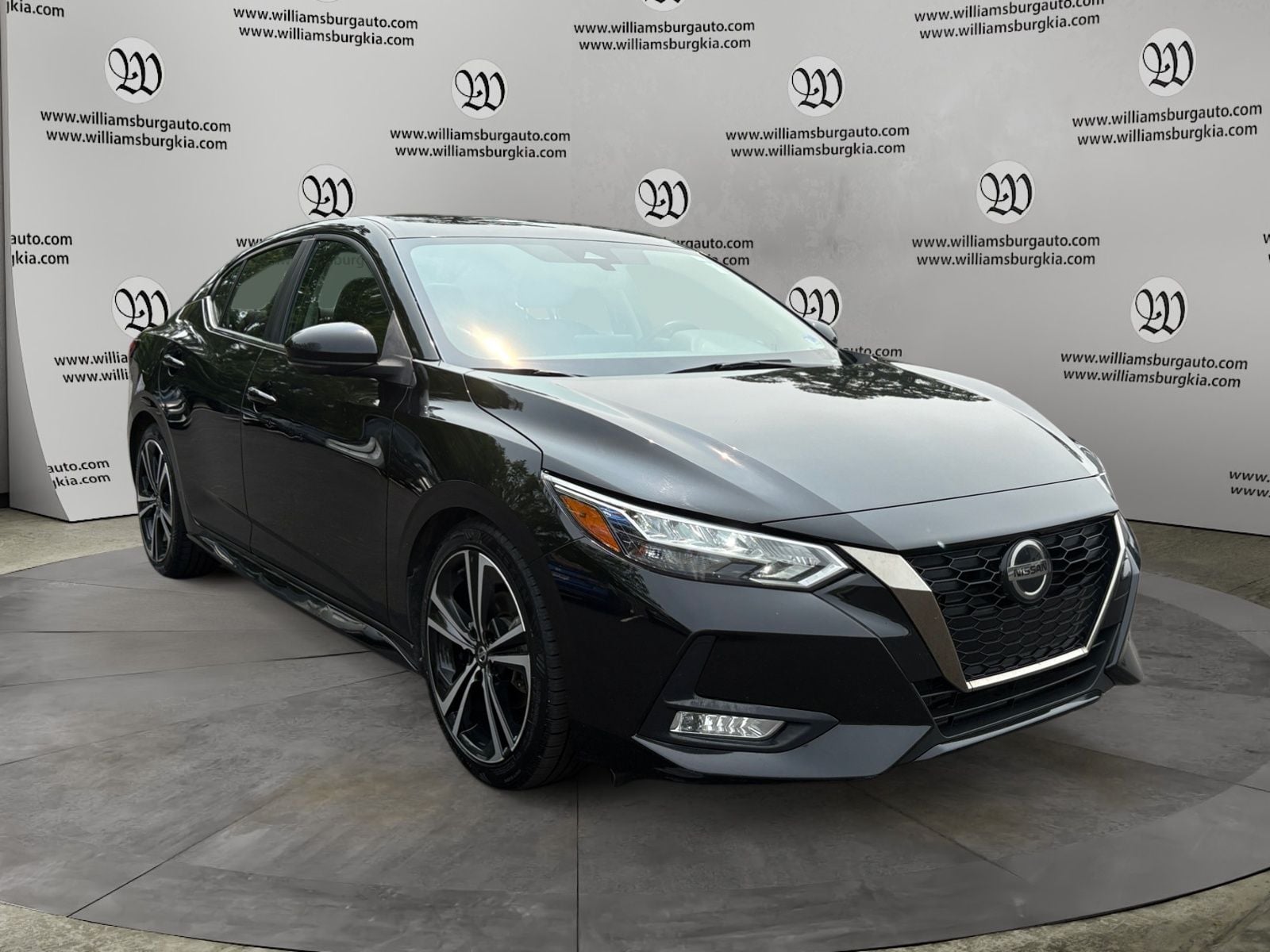 Pre-Owned 2020 Nissan Sentra SR - photo - 6