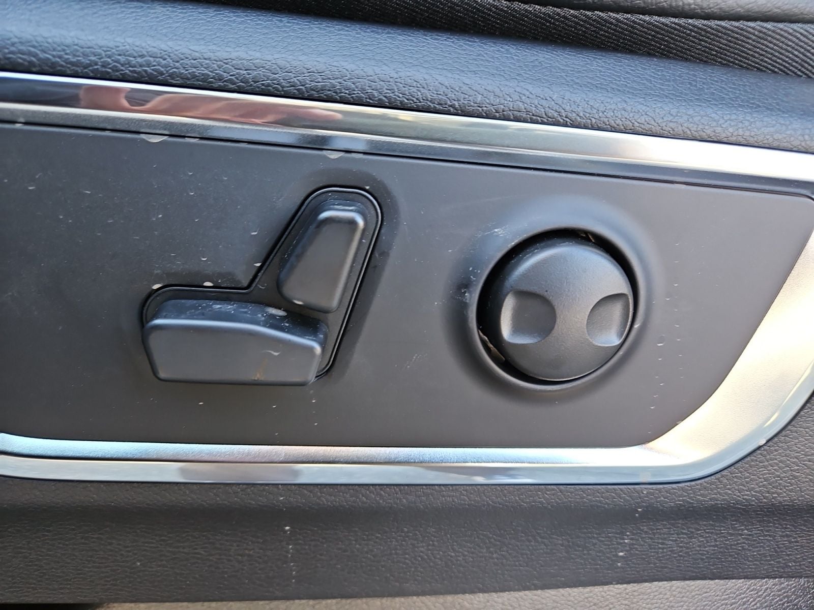 New 2026 Ram 1500 Laramie - photo - 20