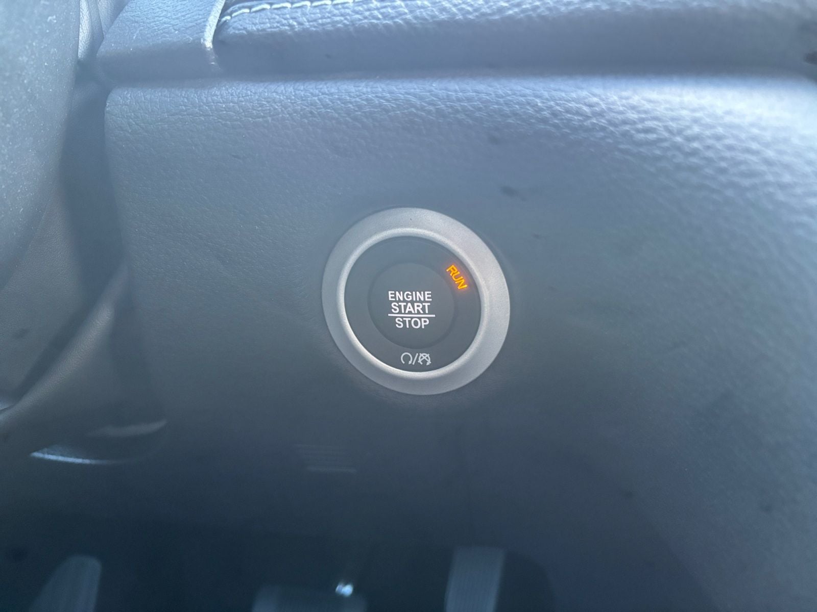 New 2026 Chrysler Pacifica Select - photo - 23