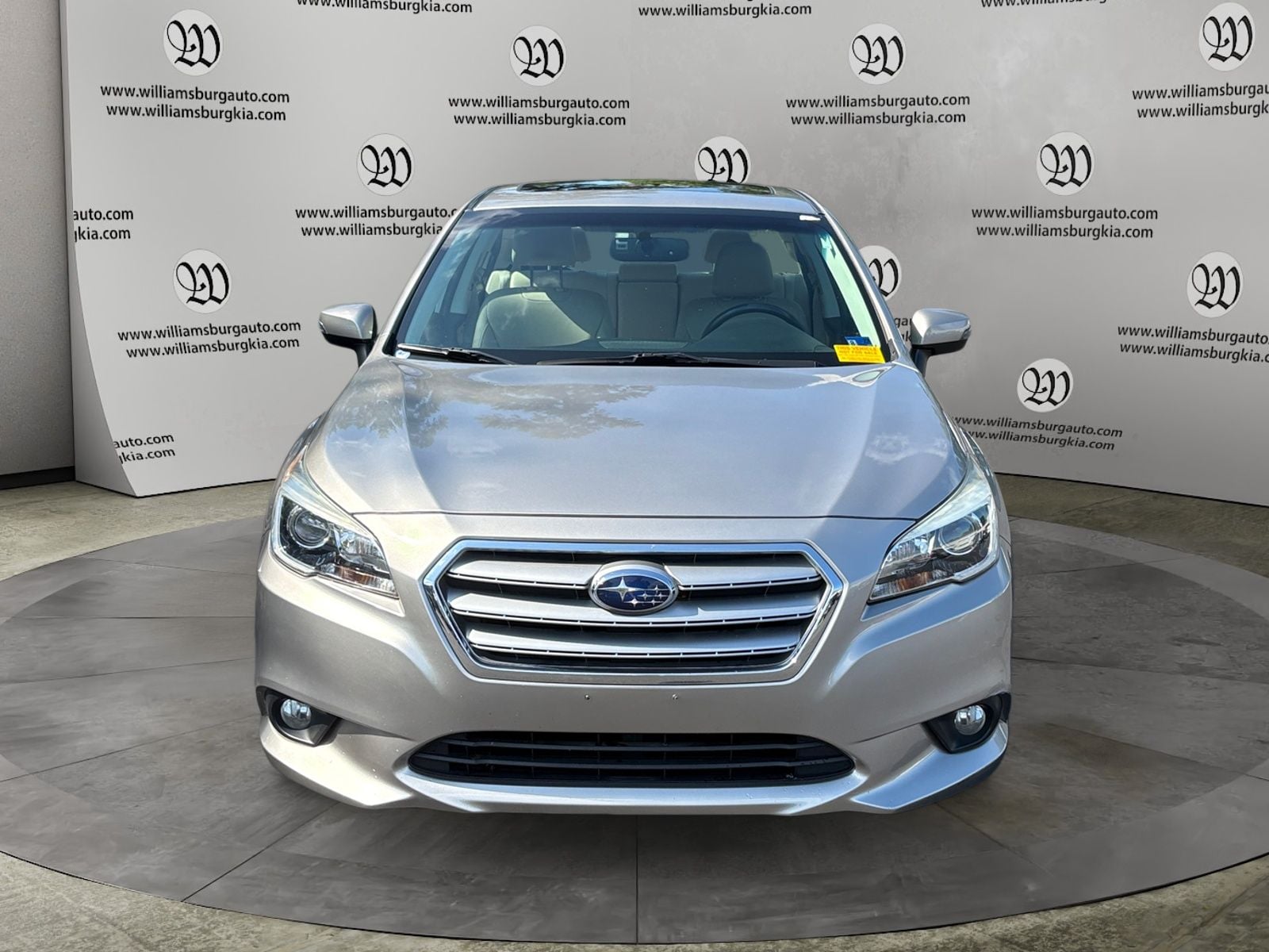 Pre-Owned 2015 Subaru Legacy 2.5i - photo - 7