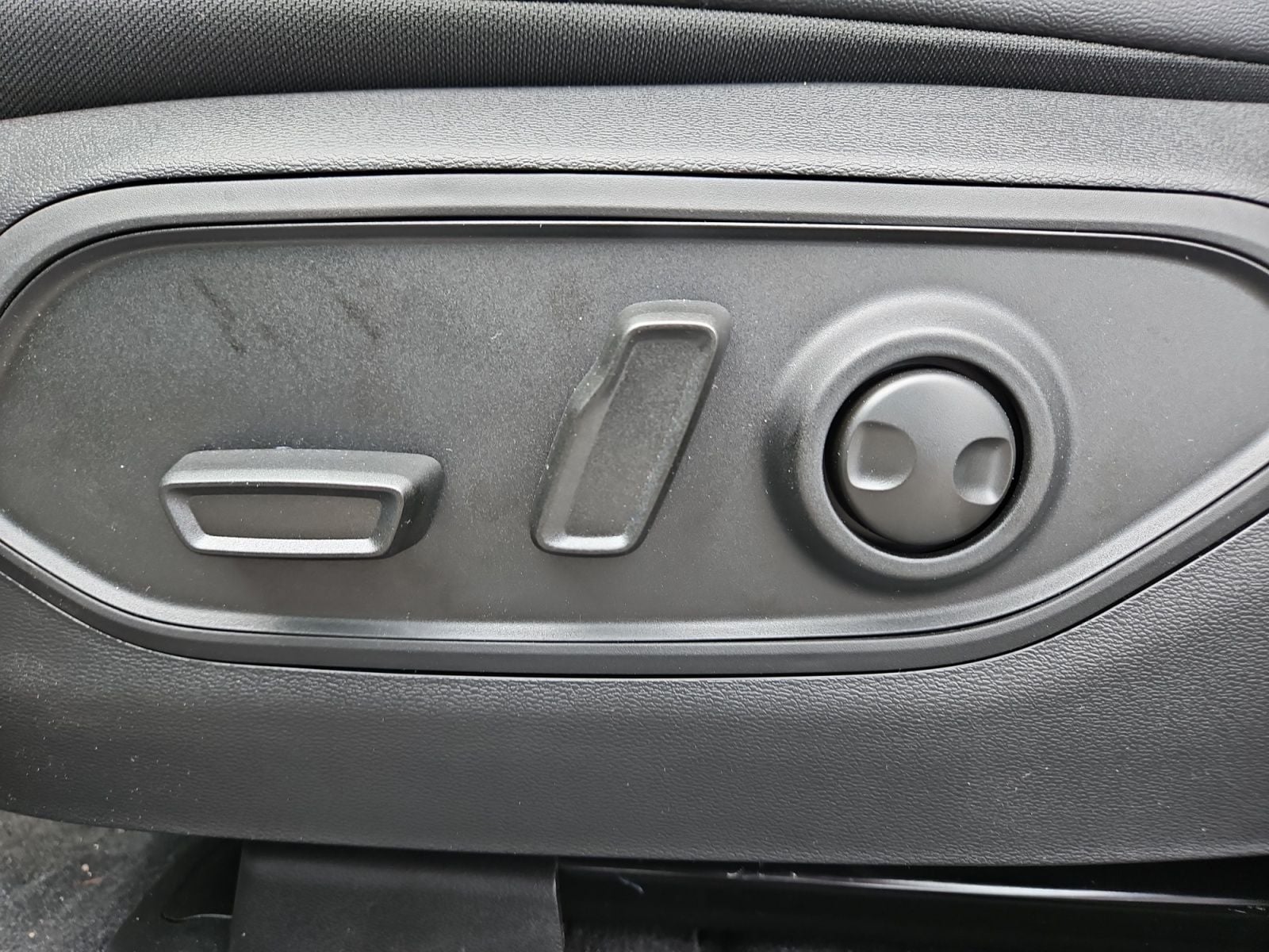 New 2026 Jeep Cherokee Limited - photo - 20