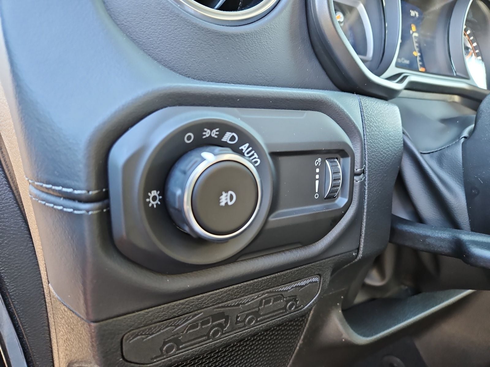 New 2026 Jeep Wrangler Sahara - photo - 22