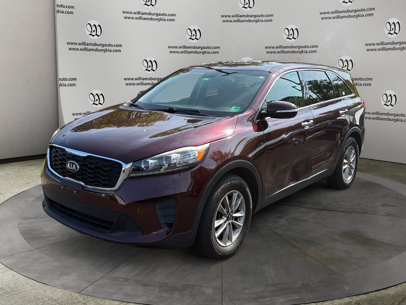 Pre-Owned 2019 Kia Sorento LX - photo - 0