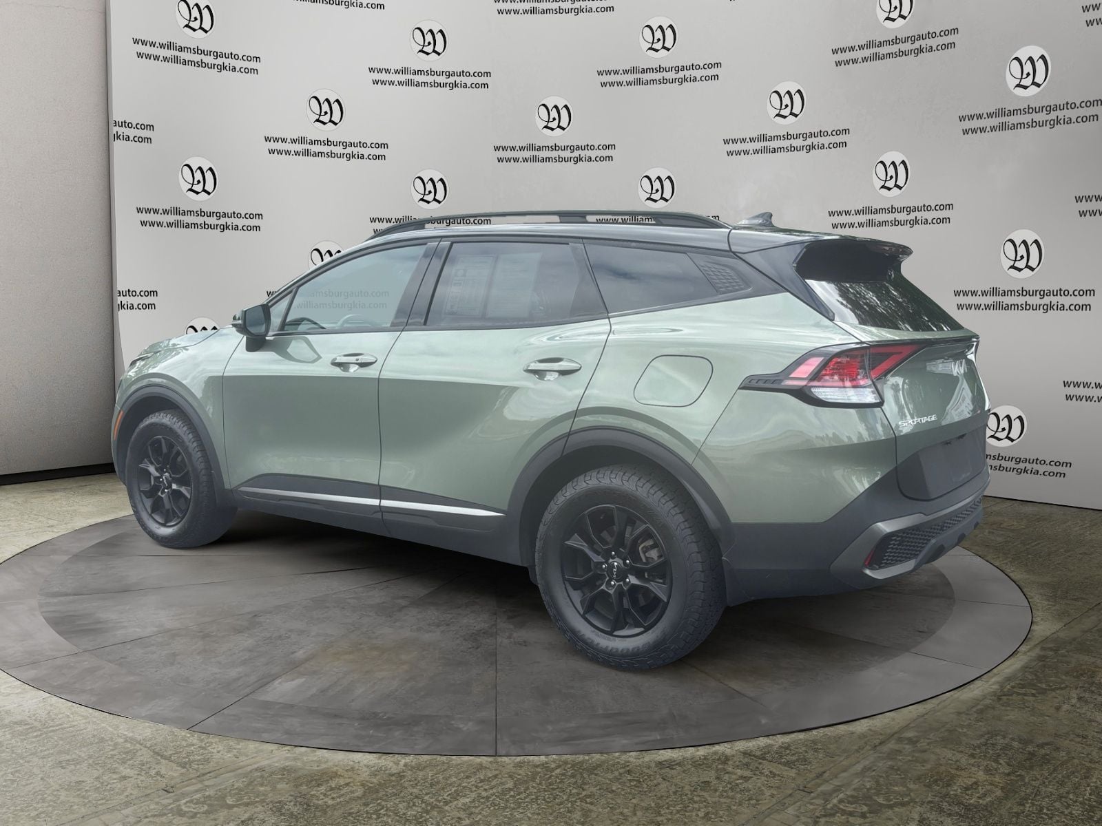Pre-Owned 2023 Kia Sportage X-Pro - photo - 2