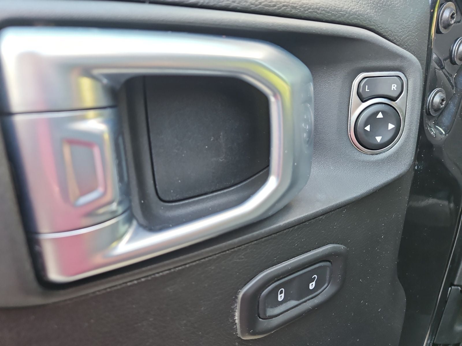 Pre-Owned 2026 Jeep Gladiator Rubicon - photo - 21