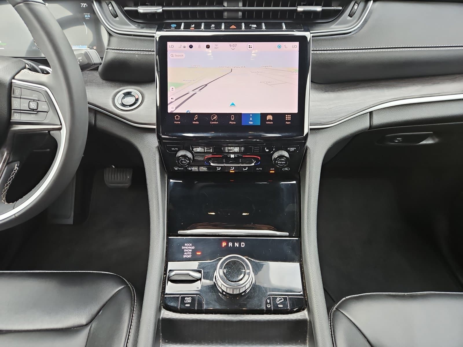 Pre-Owned 2024 Jeep Grand Cherokee 4xe - photo - 10