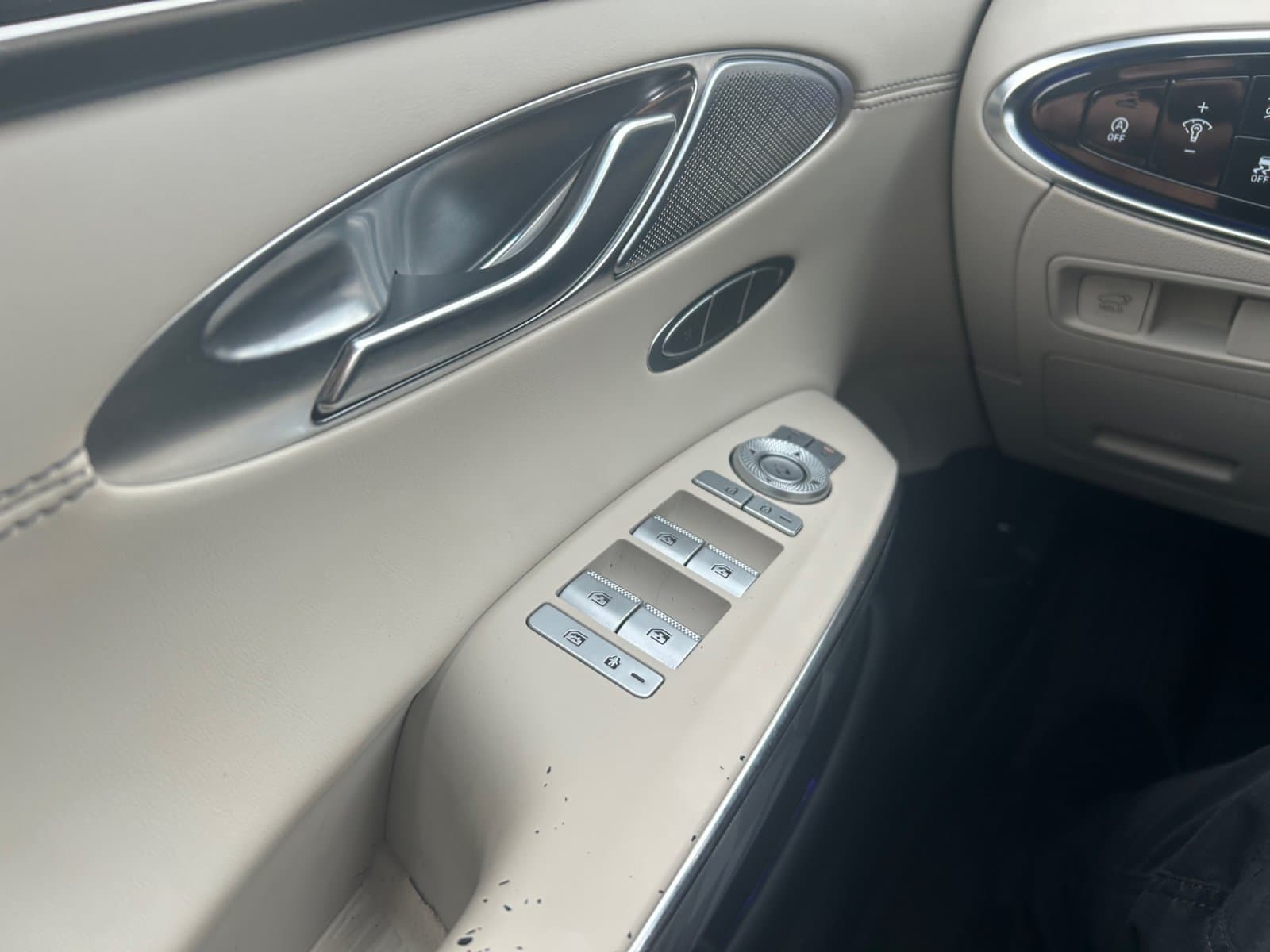 Pre-Owned 2022 Genesis GV70 3.5T Sport - photo - 20