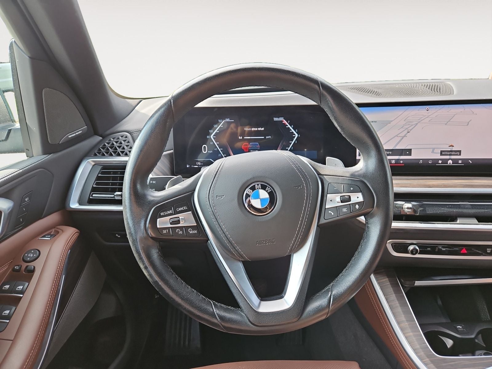 Pre-Owned 2024 BMW X5 xDrive40i - photo - 11