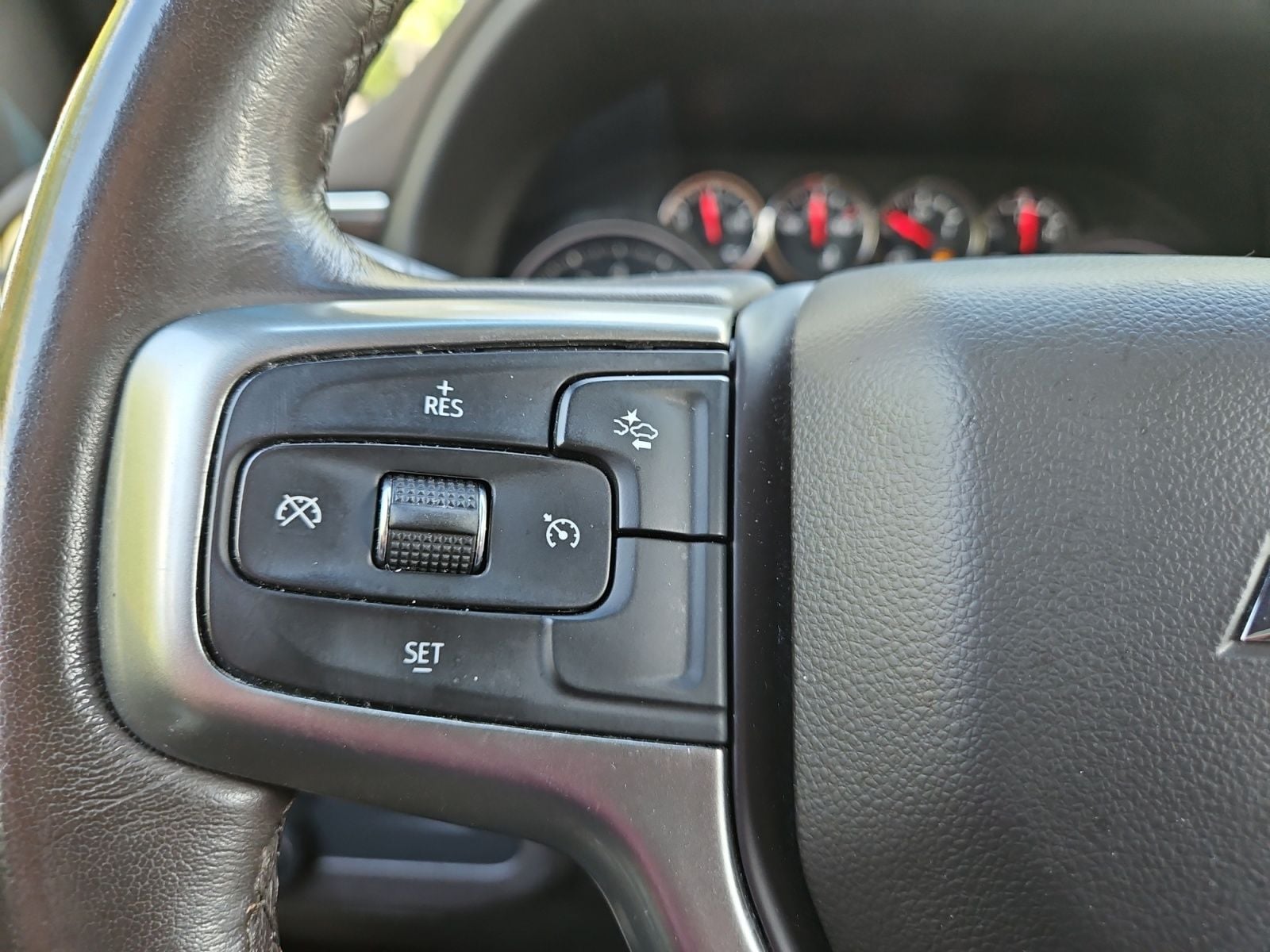 Pre-Owned 2021 Chevrolet Tahoe Z71 - photo - 24