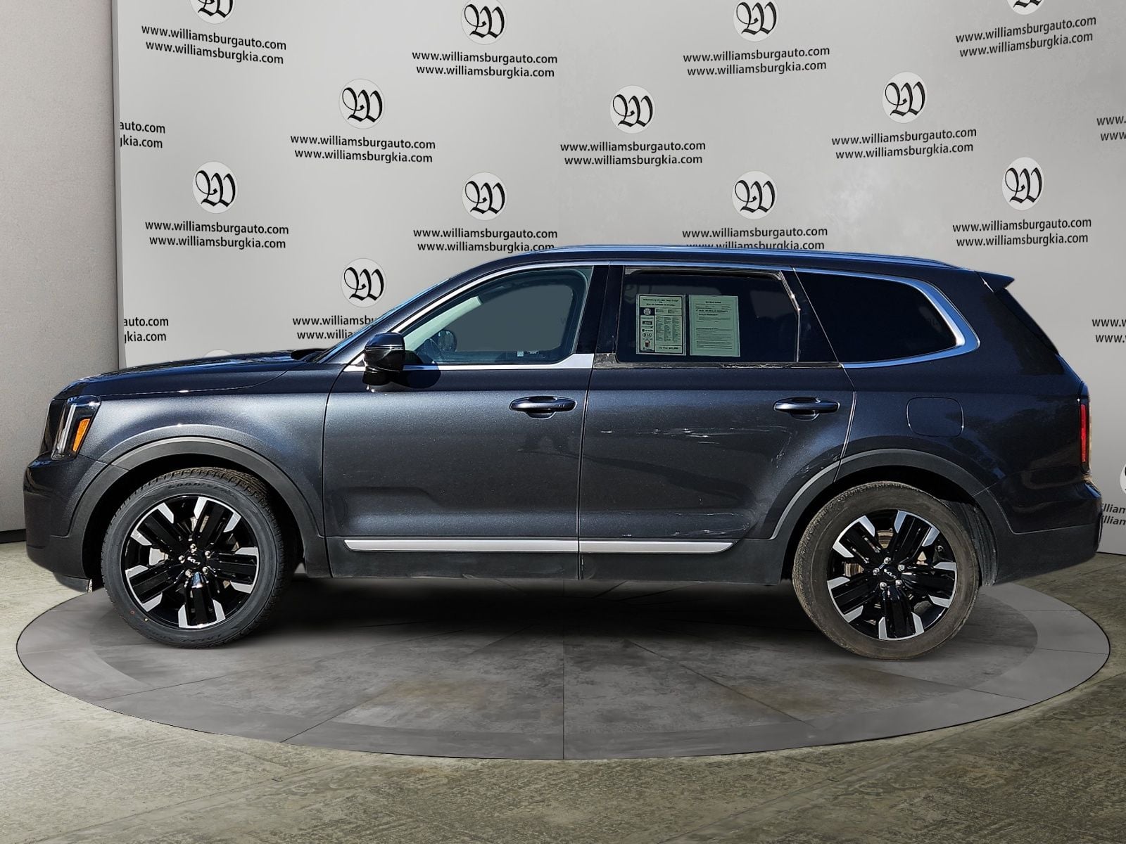 Pre-Owned 2024 Kia Telluride SX-Prestige - photo - 1