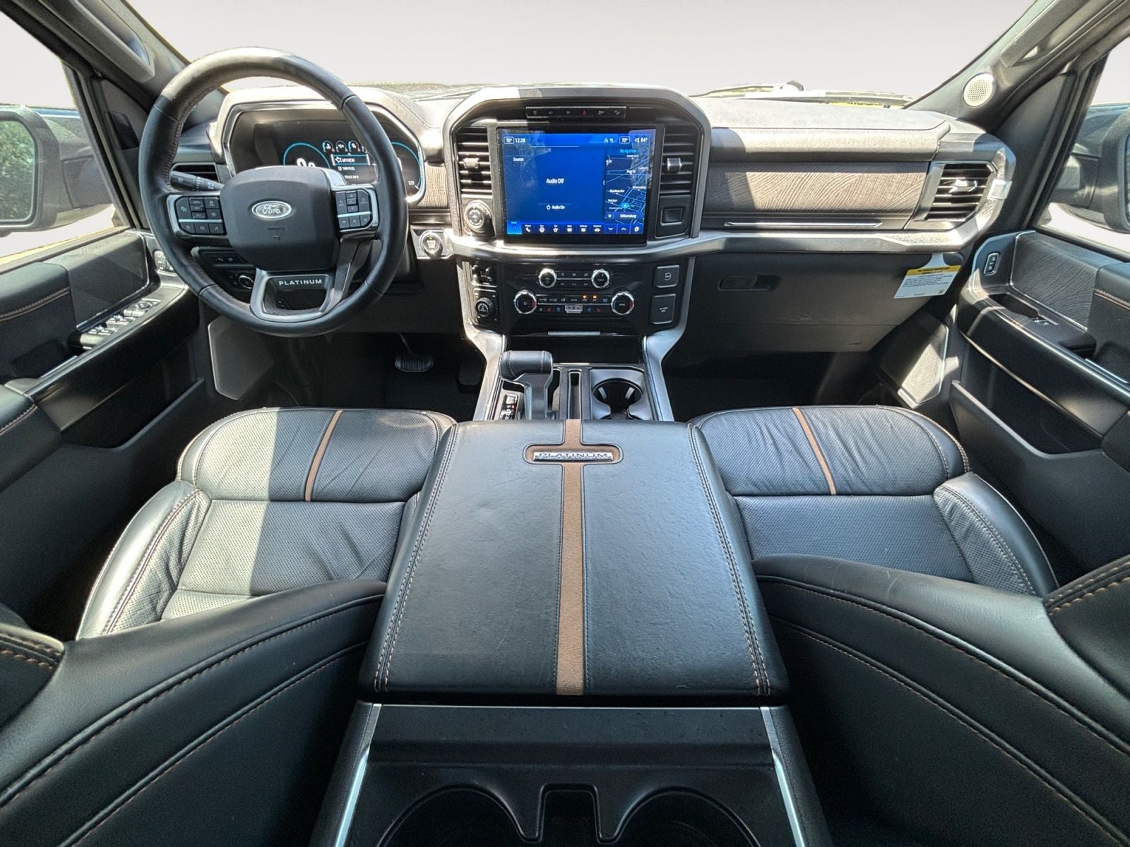 Pre-Owned 2022 Ford F-150 Platinum - photo - 9