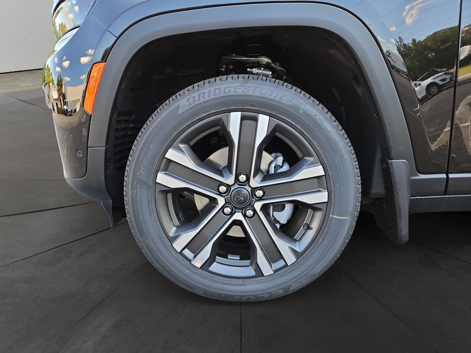 New 2027 Jeep Grand Cherokee Limited - photo - 13