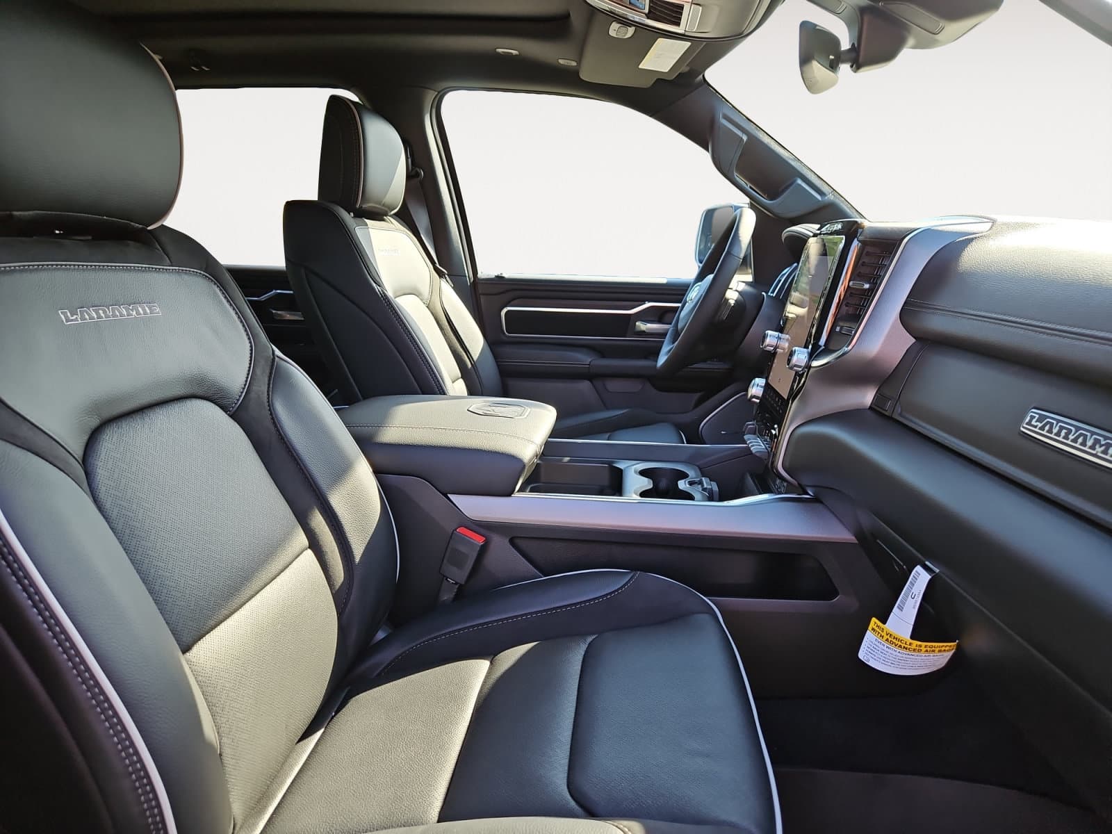 New 2027 Ram 1500 Laramie - photo - 14