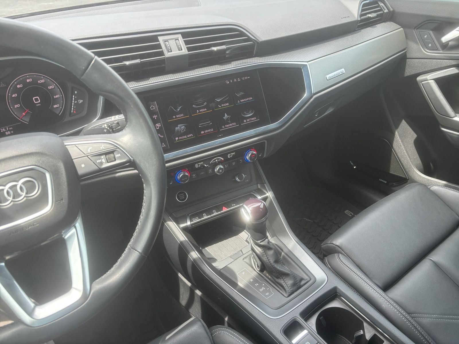 Pre-Owned 2024 Audi Q3 Premium Plus - photo - 27