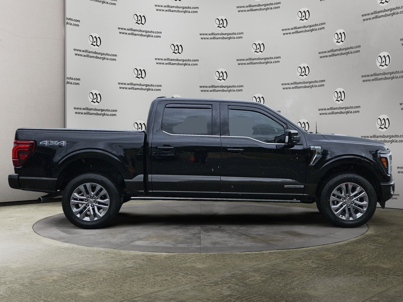 Pre-Owned 2024 Ford F-150 King Ranch - photo - 5