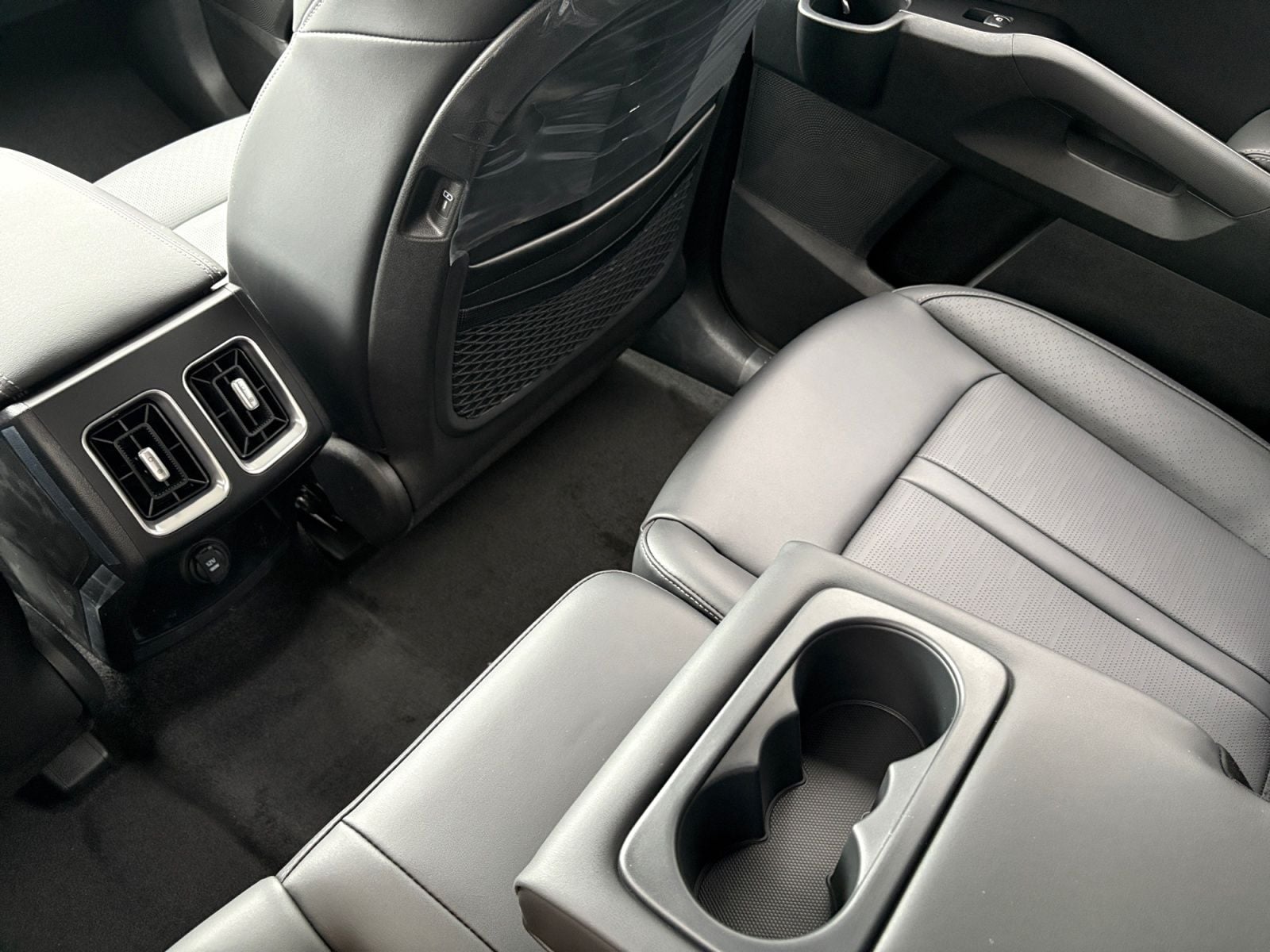 New 2026 Kia Sorento Hybrid EX - photo - 17