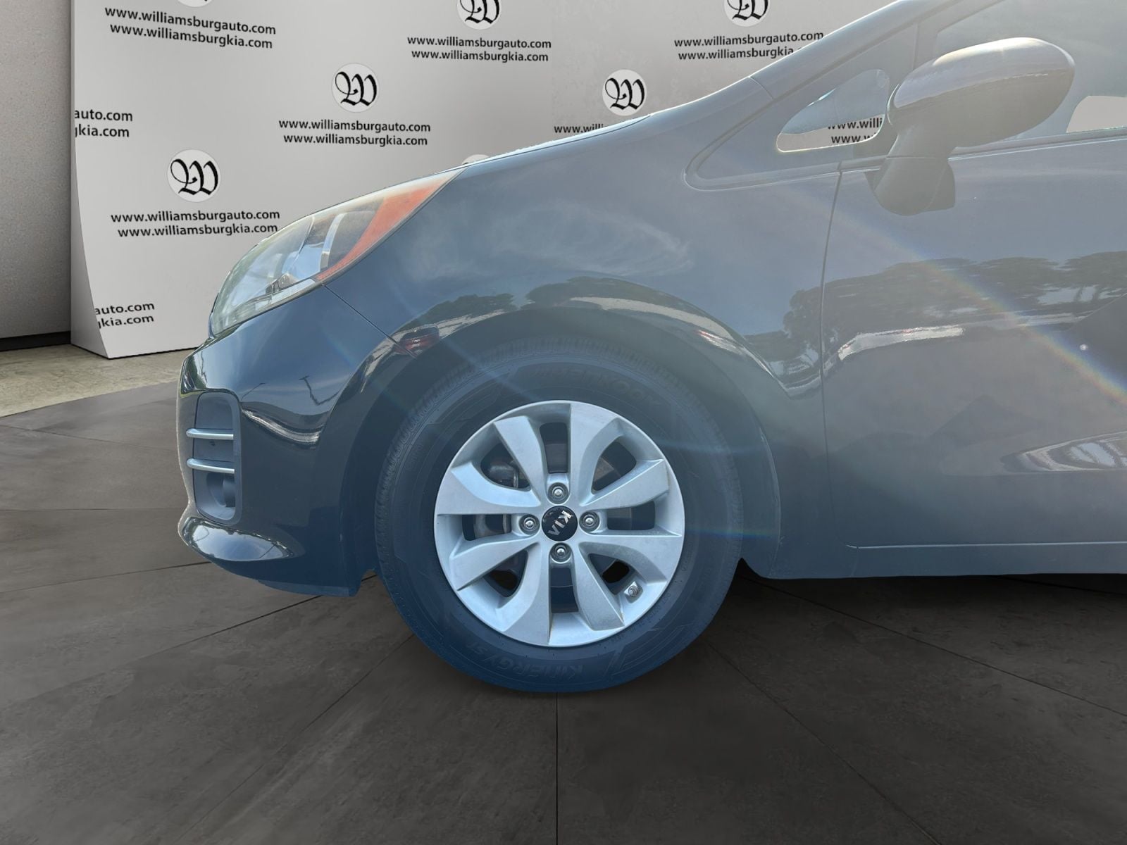 Pre-Owned 2016 Kia Rio EX - photo - 13