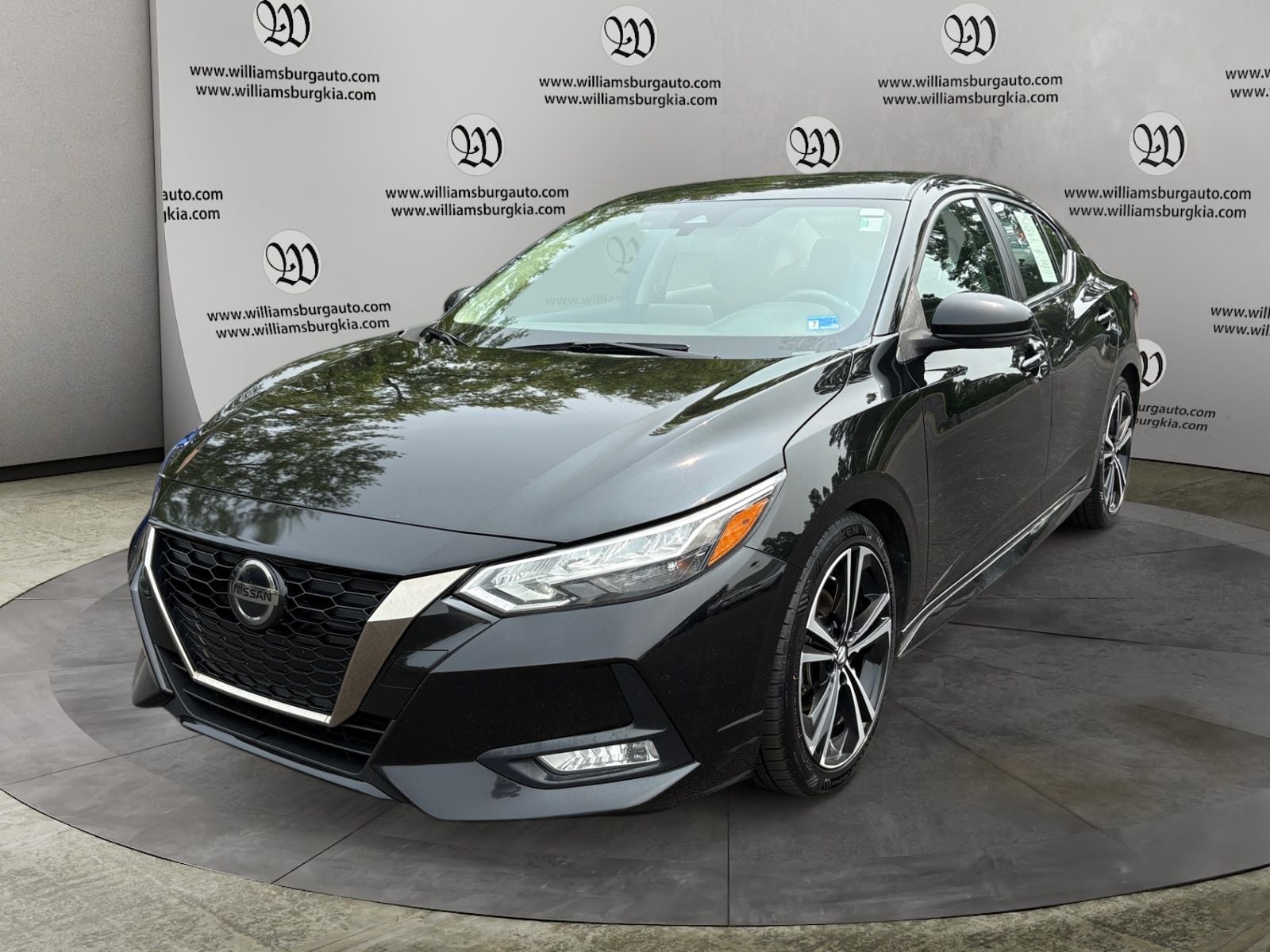 Pre-Owned 2020 Nissan Sentra SR - photo - 0