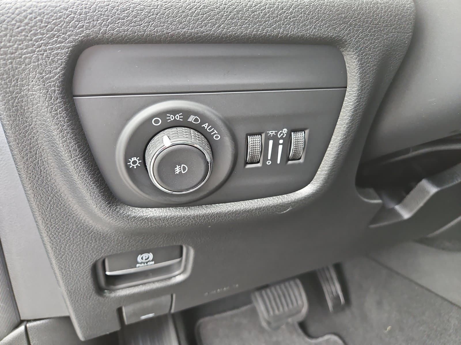 New 2027 Jeep Grand Cherokee L Limited - photo - 22