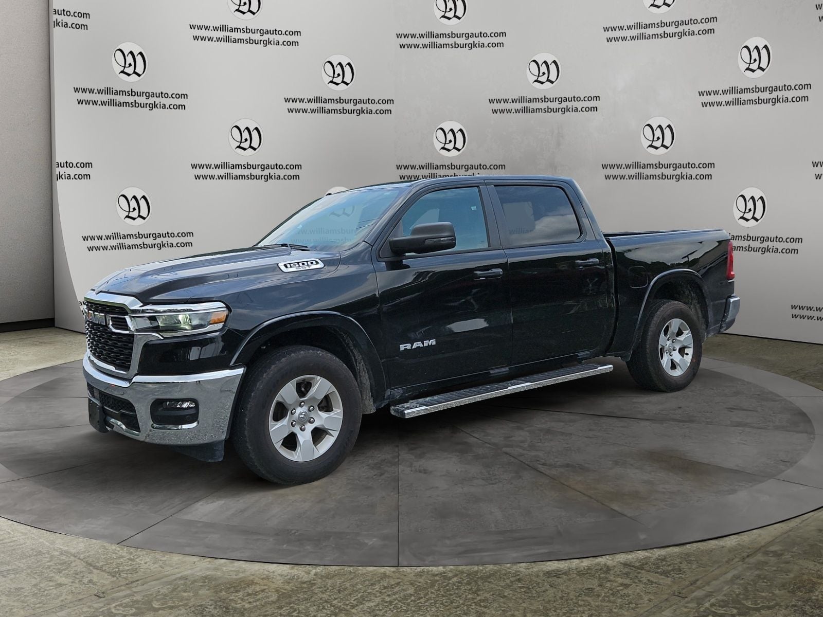 Pre-Owned 2025 Ram 1500 Big Horn/Lone Star - photo - 0