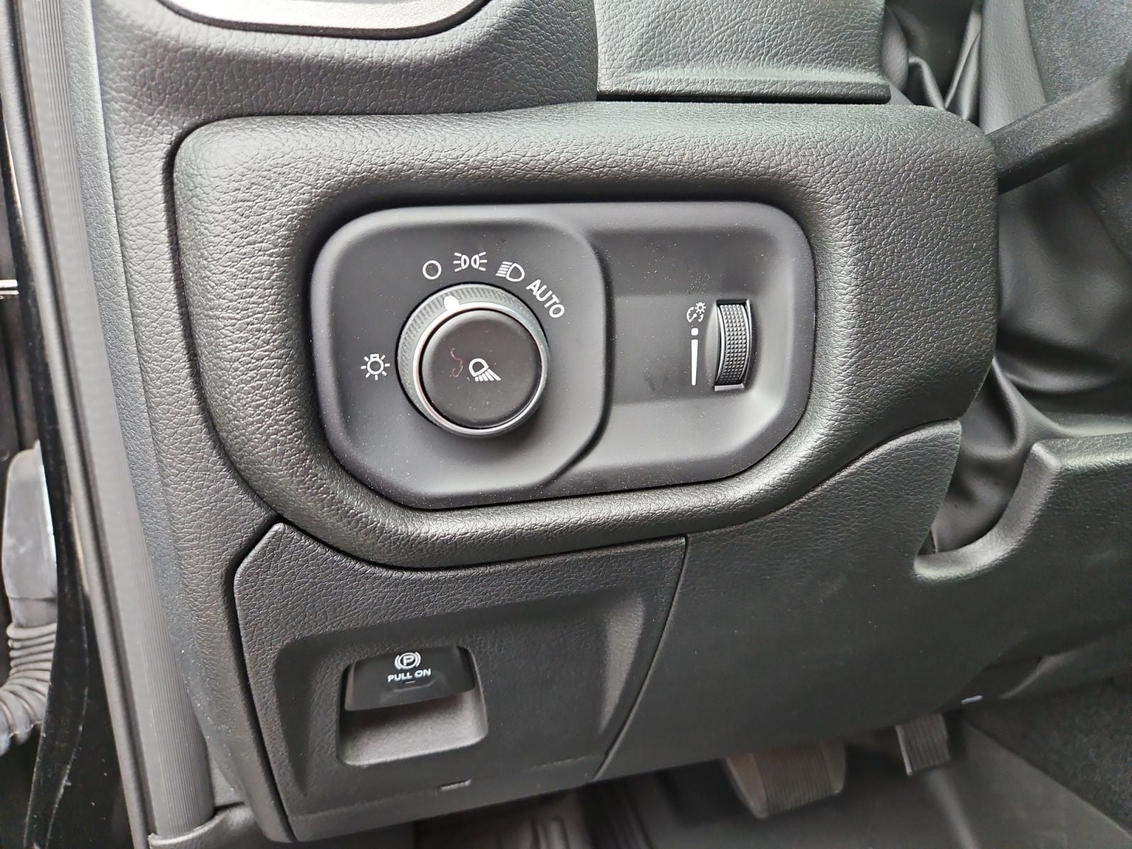 New 2026 Ram 1500 Tradesman - photo - 22
