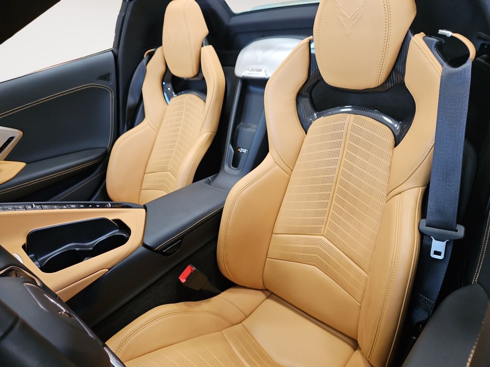 Pre-Owned 2024 Chevrolet Corvette Z06 - photo - 12