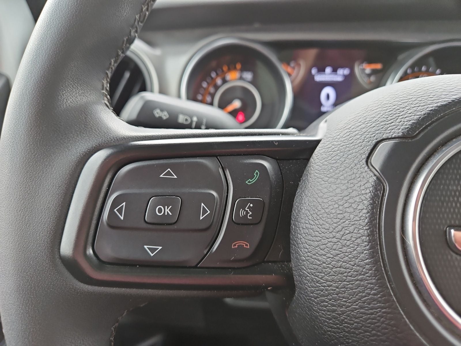 Pre-Owned 2023 Jeep Wrangler Sport S - photo - 23