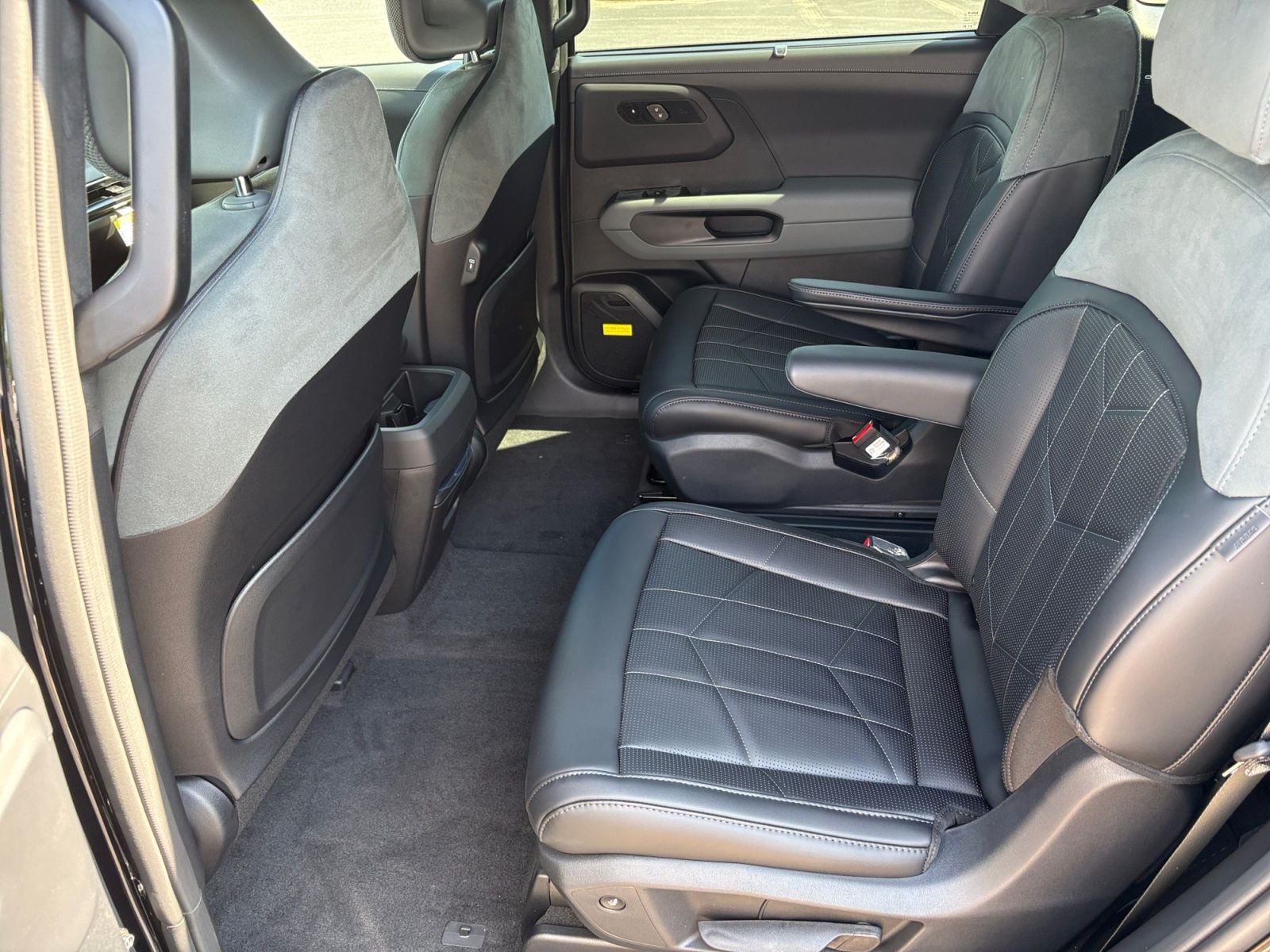 New 2027 Kia Telluride Hybrid X-Line SX Prestige - photo - 16