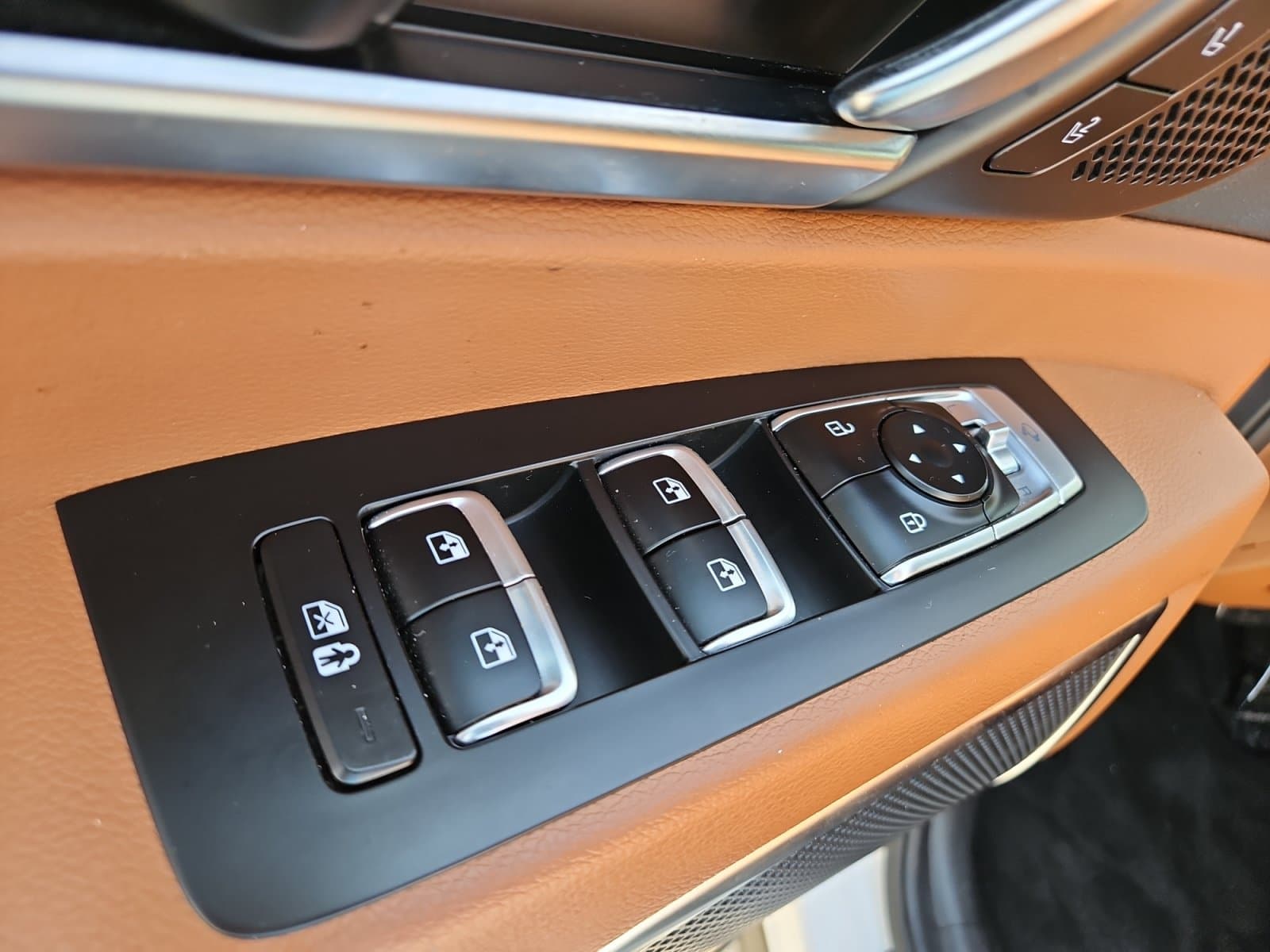Pre-Owned 2024 Kia Telluride SX-Prestige X-Line - photo - 21