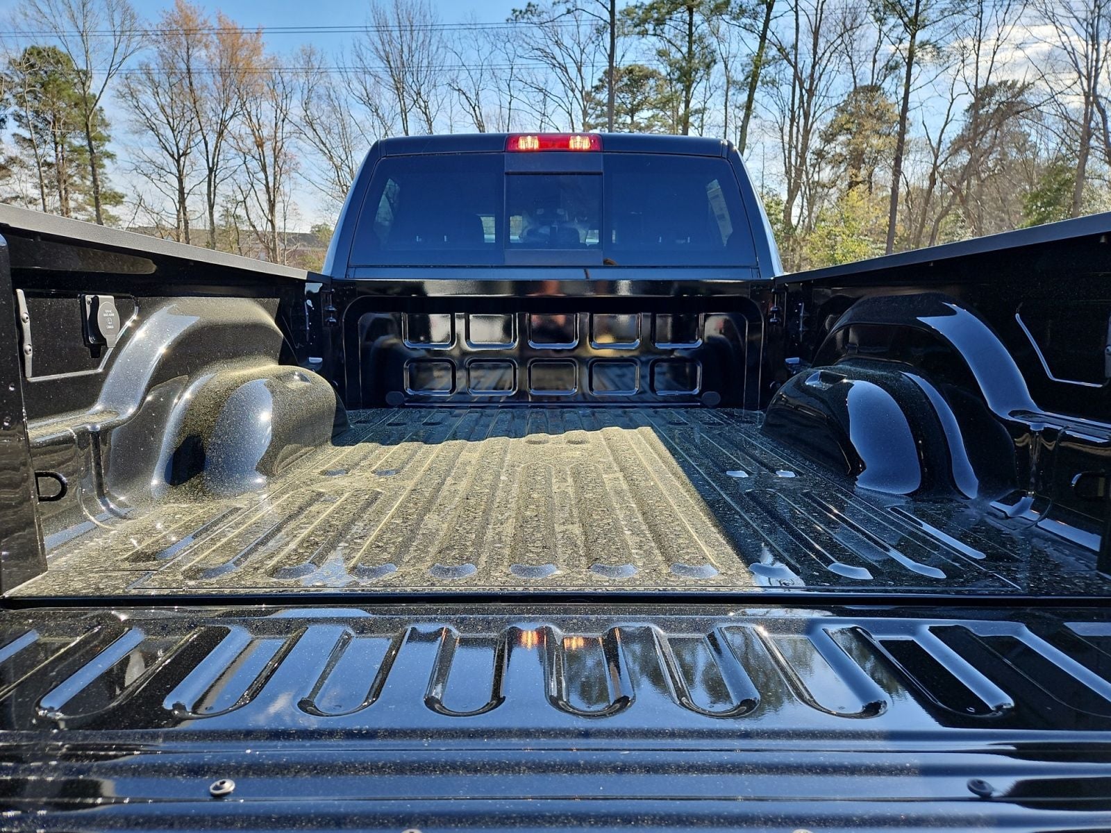 New 2026 Ram 2500 Tradesman - photo - 18