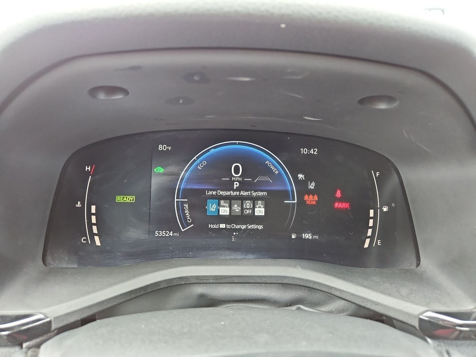 Pre-Owned 2025 Toyota Camry LE - photo - 22