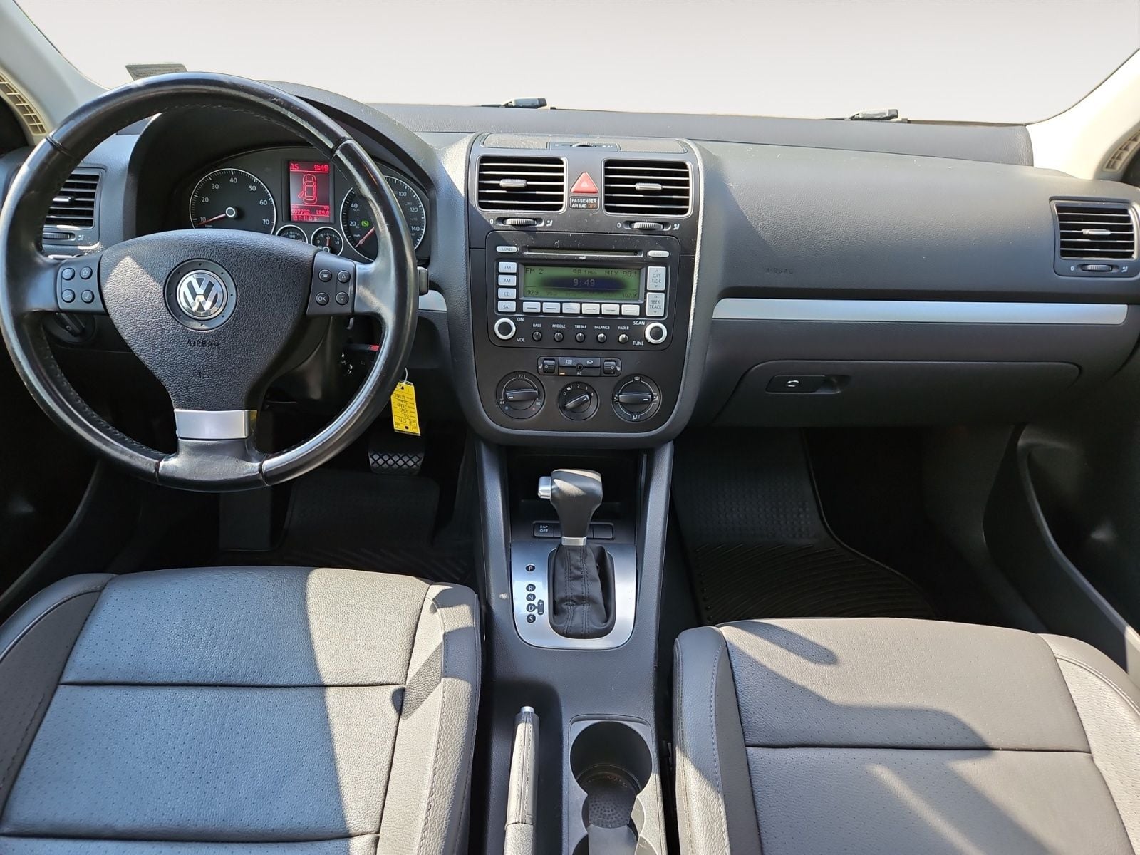 Pre-Owned 2008 Volkswagen Jetta - photo - 9