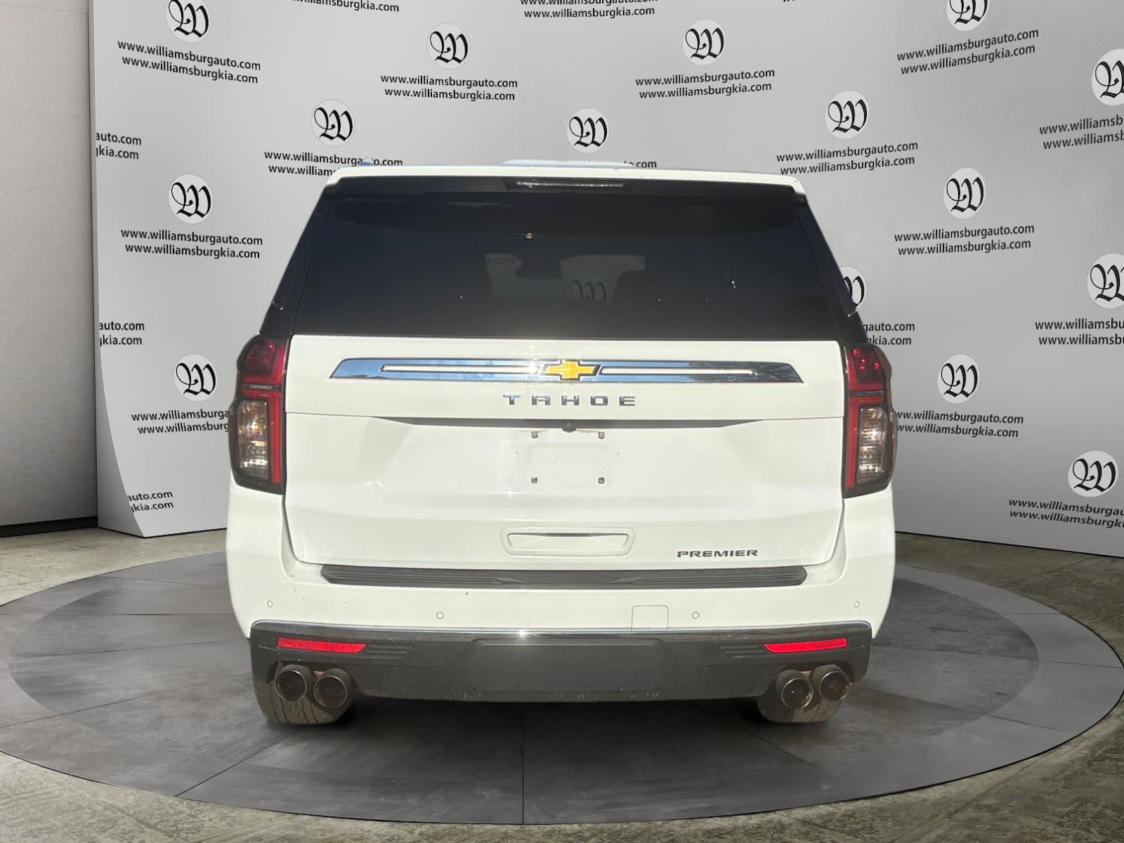 Pre-Owned 2024 Chevrolet Tahoe Premier - photo - 3