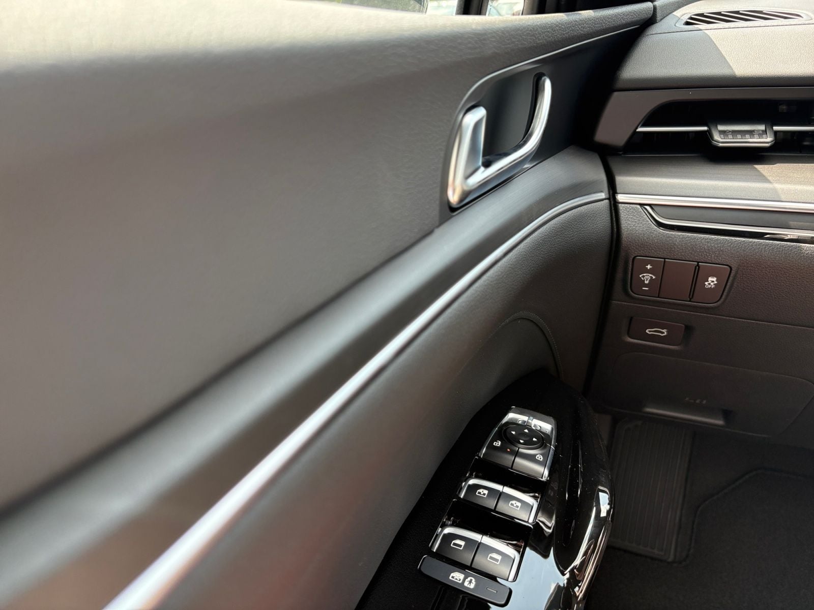 New 2026 Kia K5 GT-Line - photo - 21