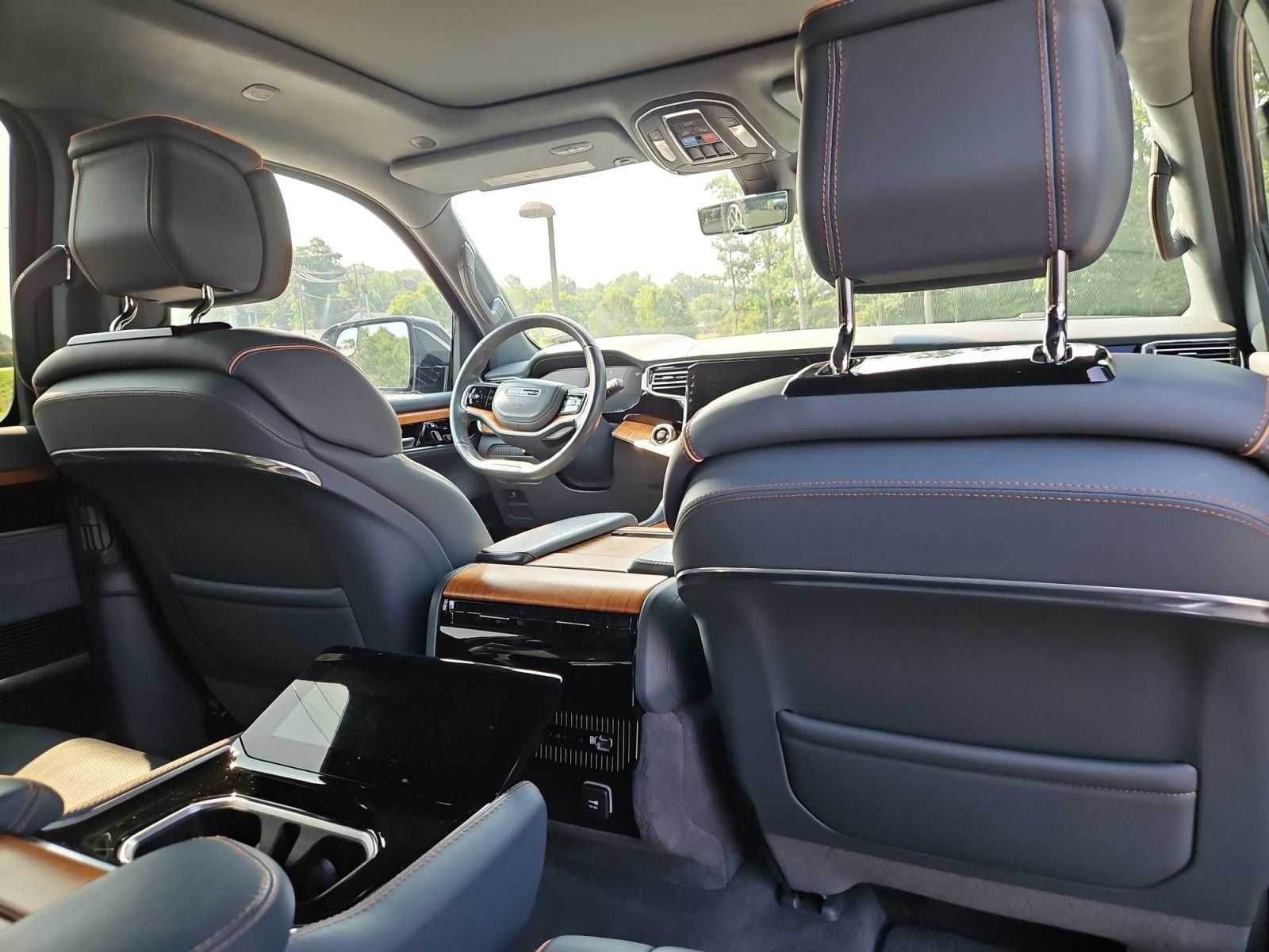 Pre-Owned 2022 Jeep Grand Wagoneer Series II - photo - 17