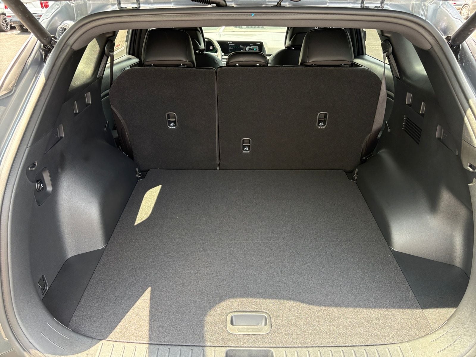 New 2027 Kia Sportage Hybrid X-Line - photo - 18