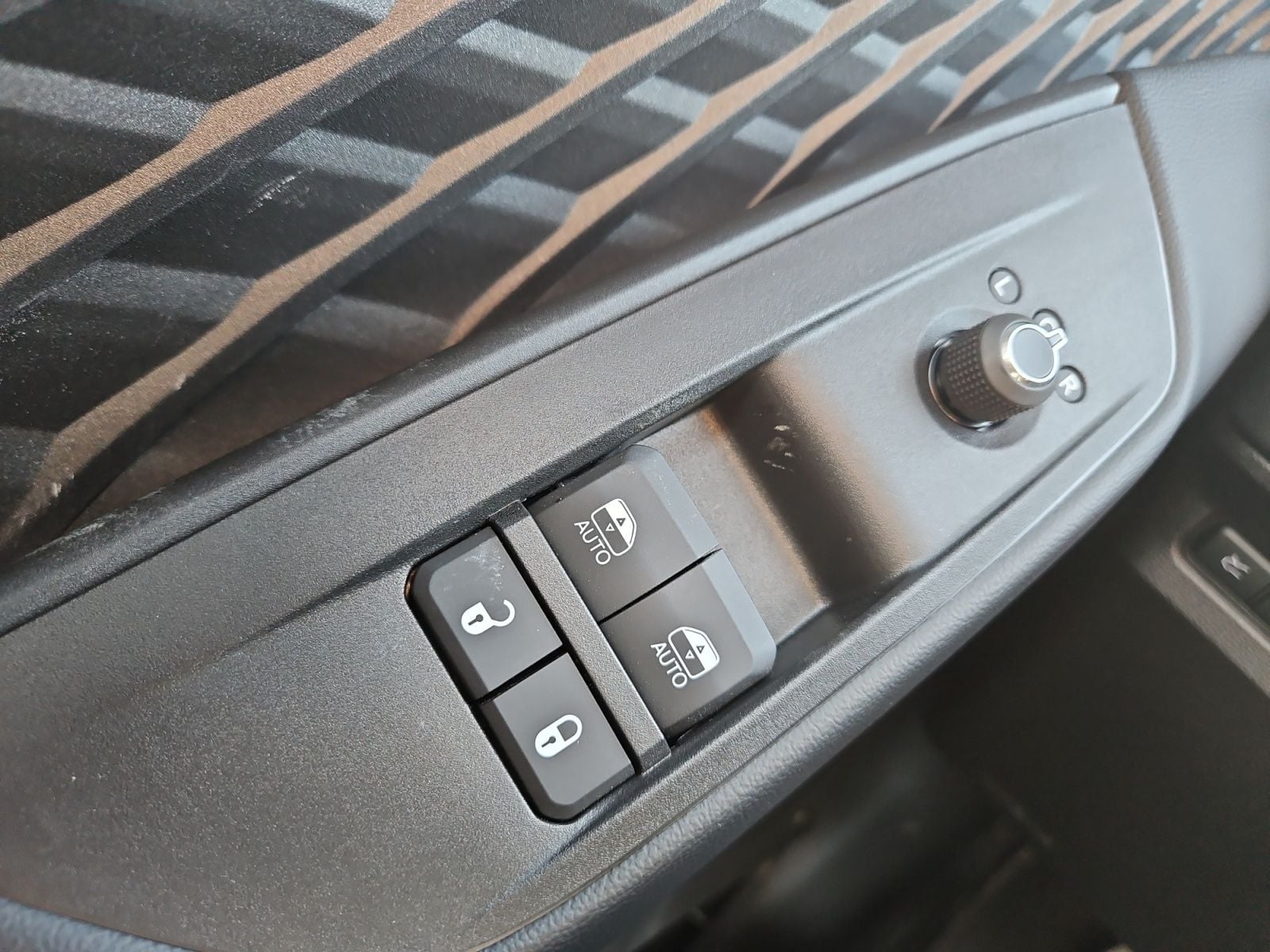 New 2026 Dodge Charger Scat Pack Plus - photo - 24